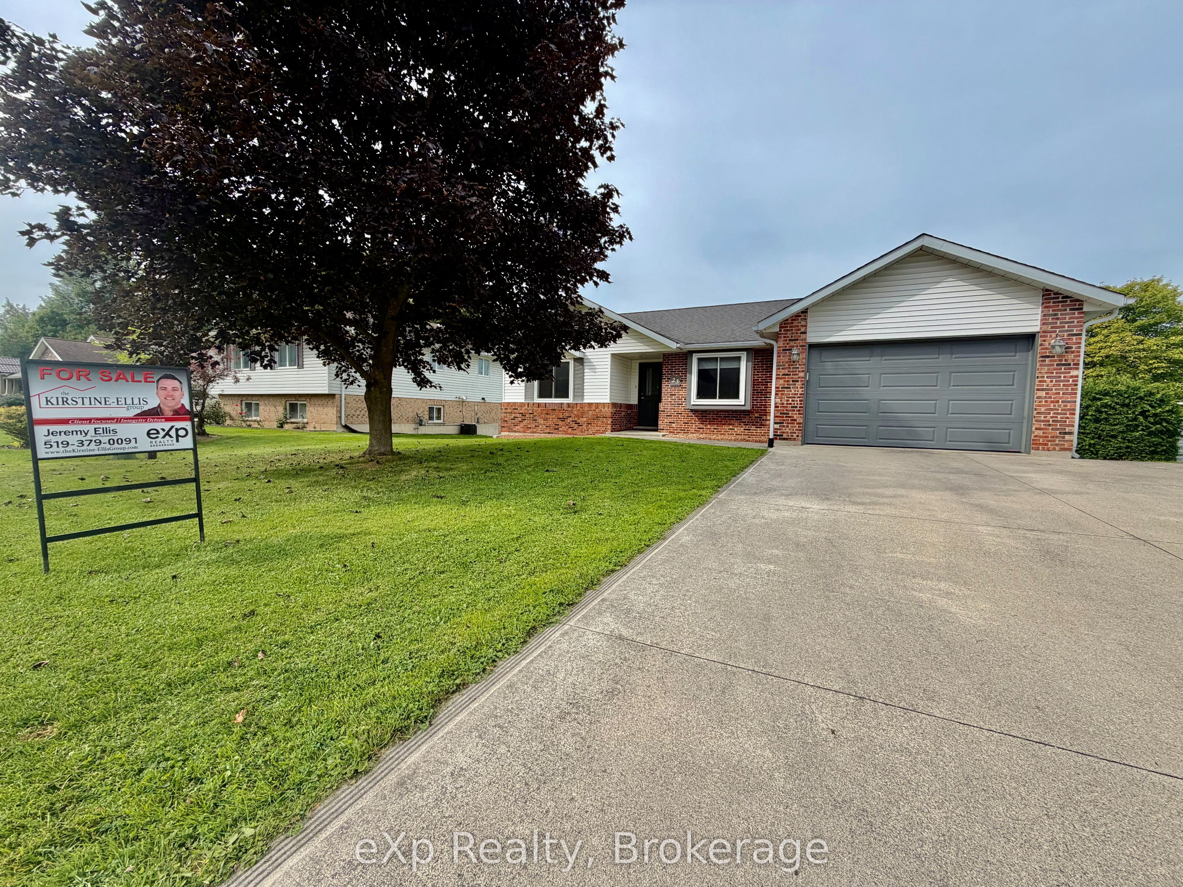 23 Willow Street, Brockton, On N0g 2v0