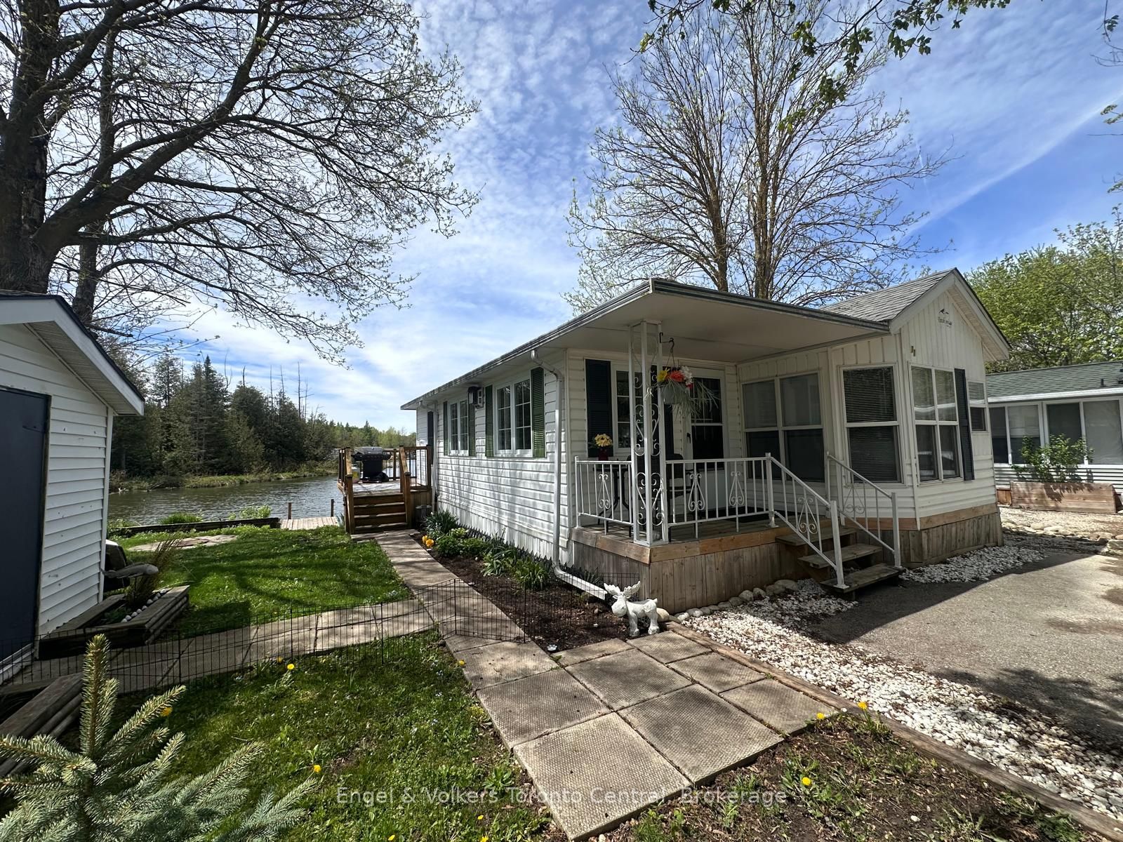 7489 Sideroad 5 E L 30, Wellington North, On N0g 2l0