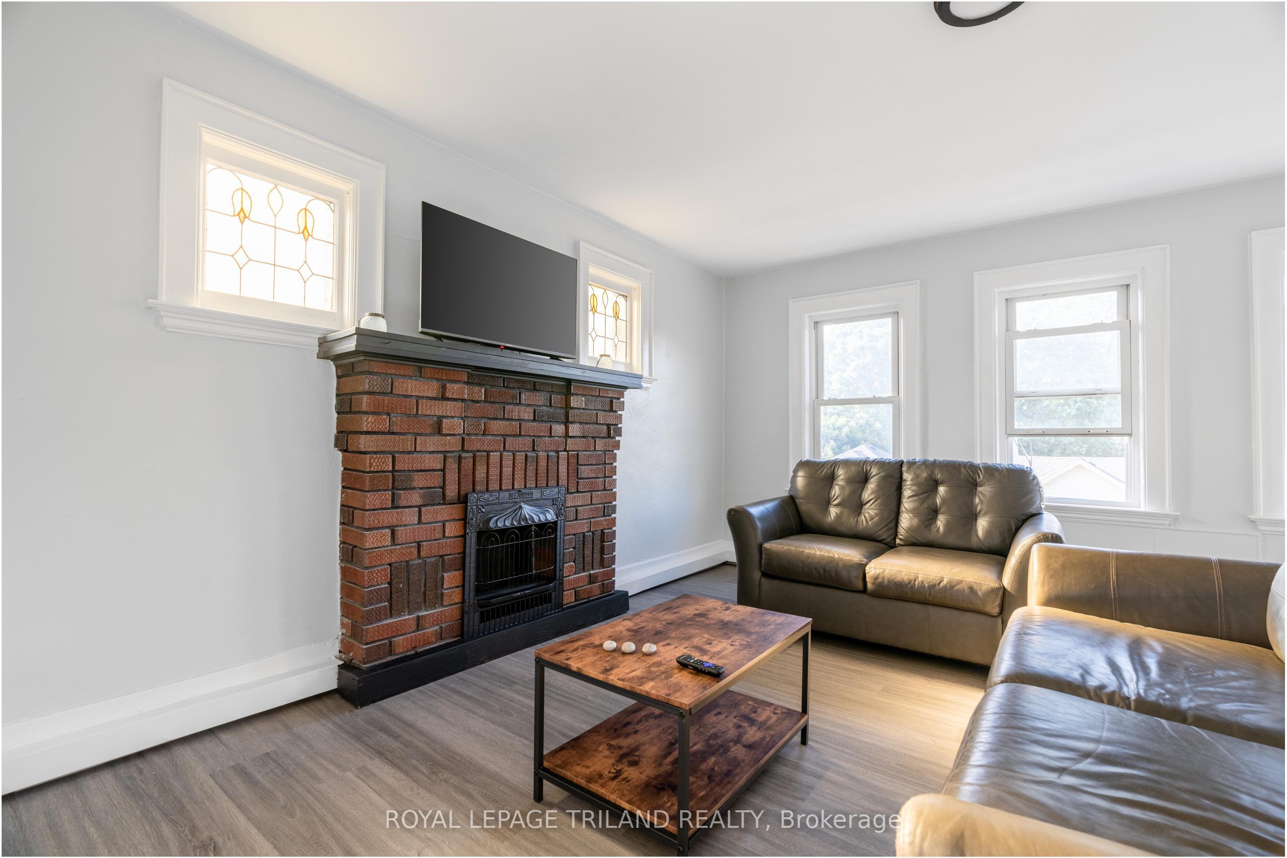 425 Mckenzie Avenue 9, London South, On N6c 1v5