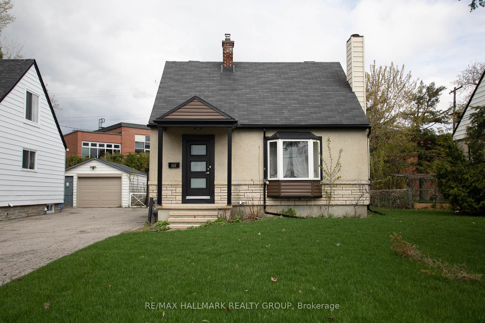 929 Merivale Road, Carlington - Central Park, On K1z 5z7