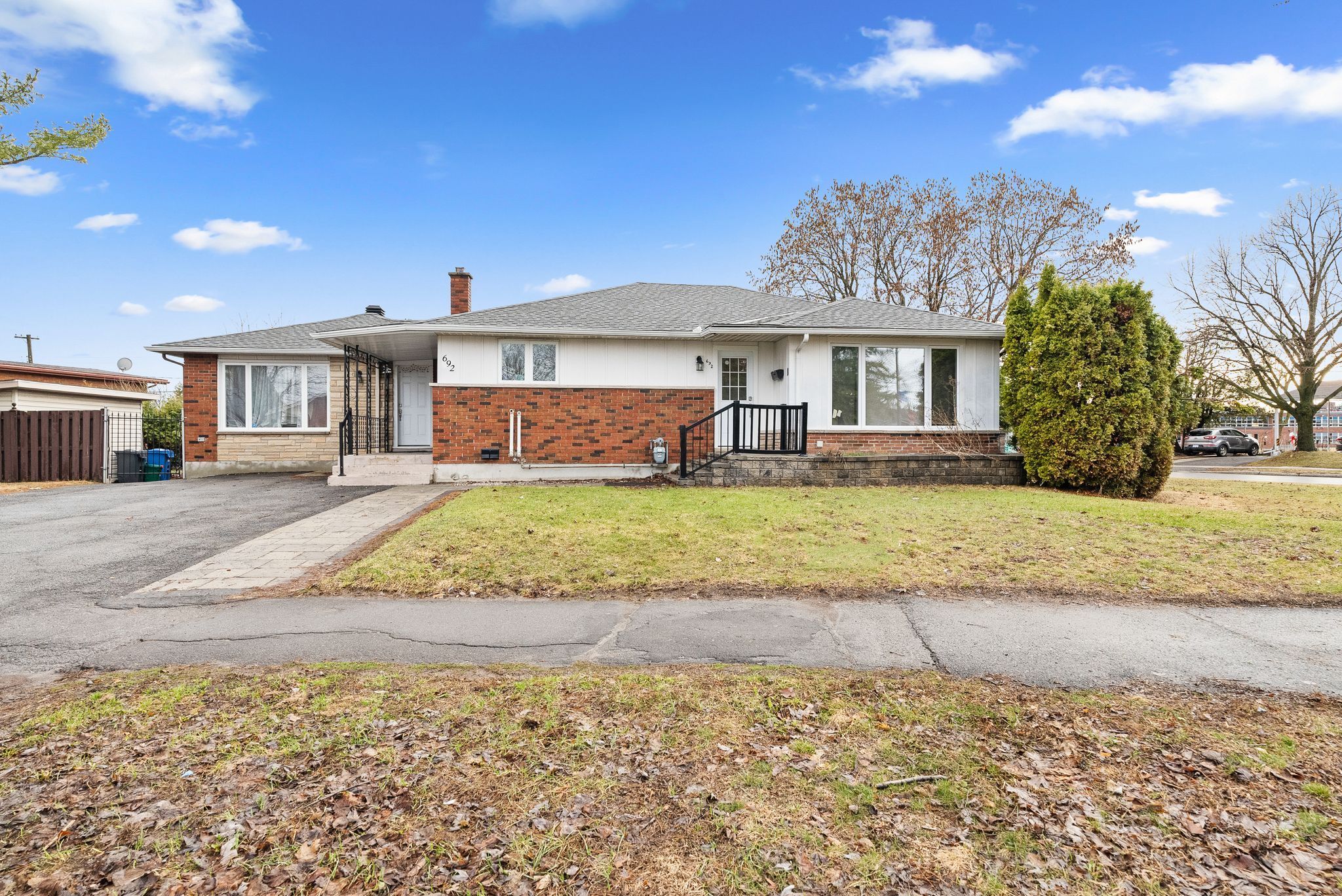 692 Claude Street, Overbrook - Castleheights And Area, On K1k 2s2