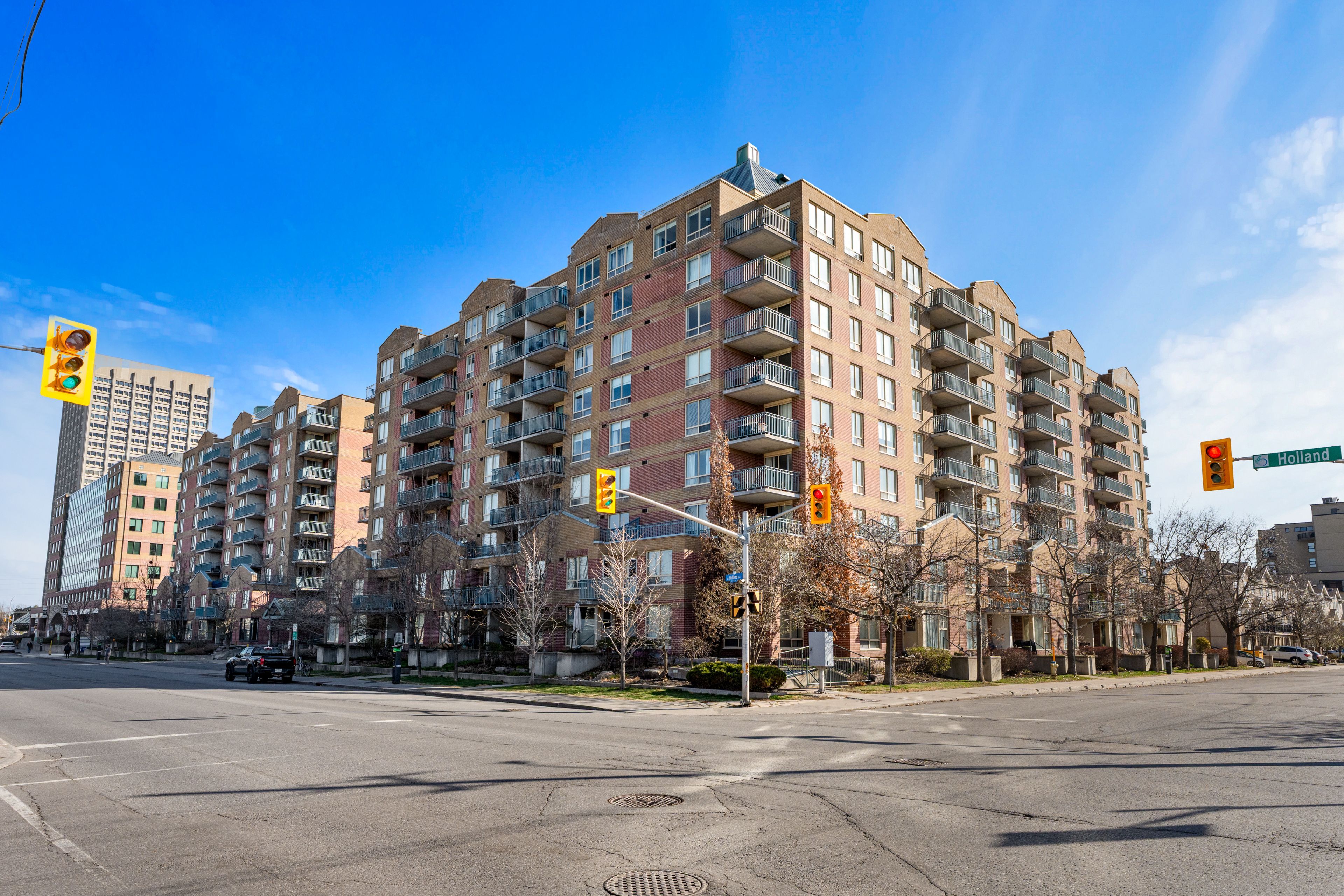 45 Holland Avenue 610, Tunneys Pasture And Ottawa West, On K1y 4s3