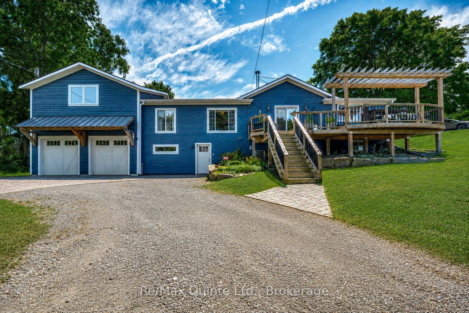 14 Eastern Avenue, Prince Edward County, On K8n 4z1