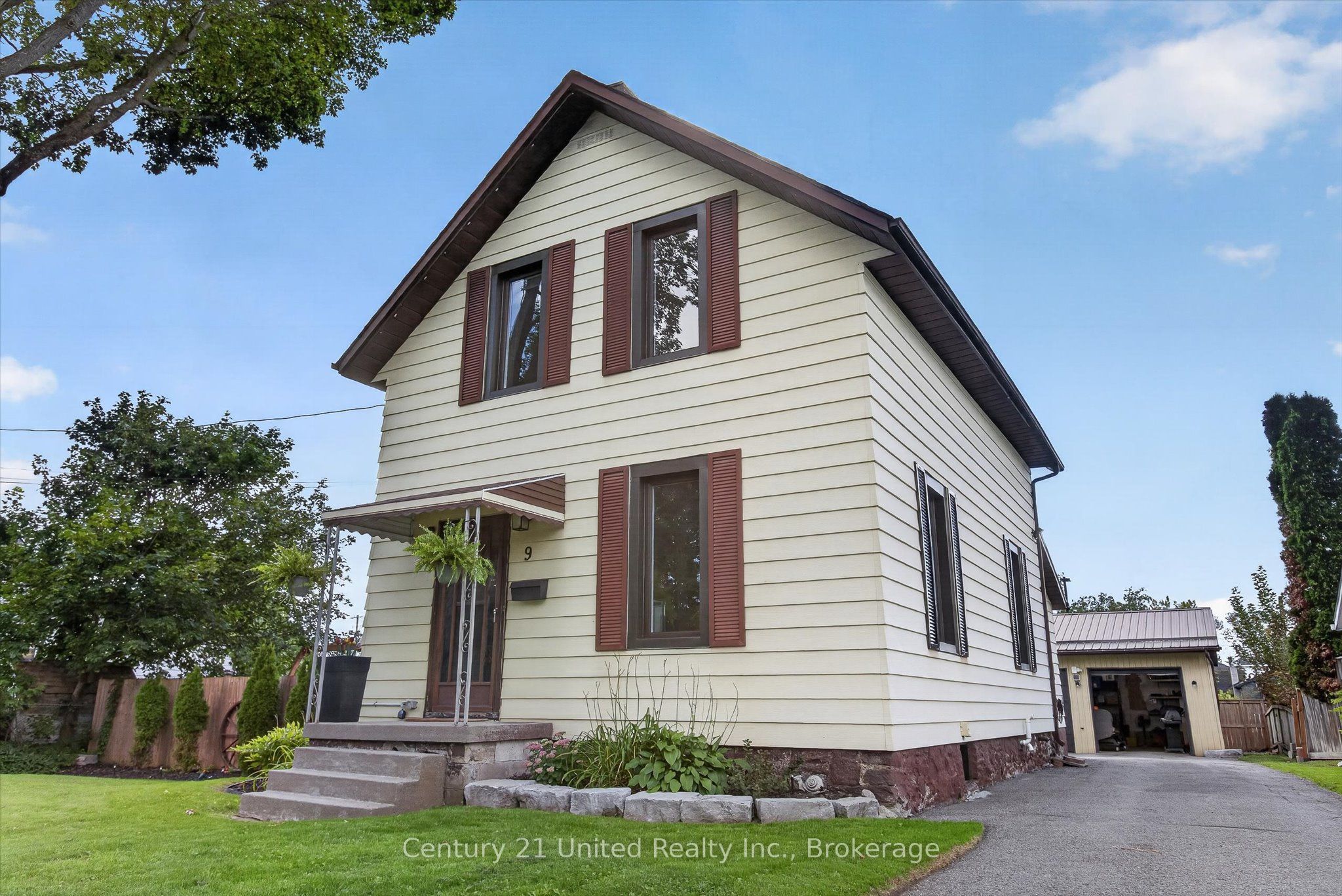 9 Crandall Street, Kawartha Lakes, On K9v 1r9