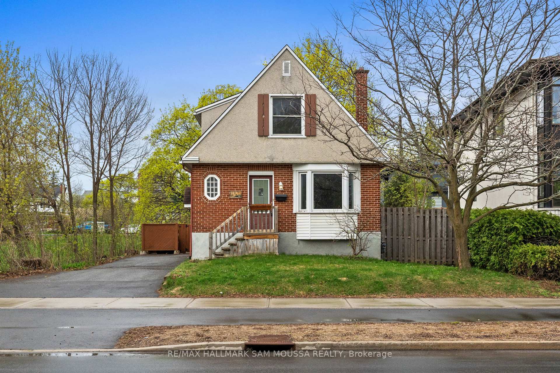 378 Byron Avenue, Westboro - Hampton Park, On K1z 6z2