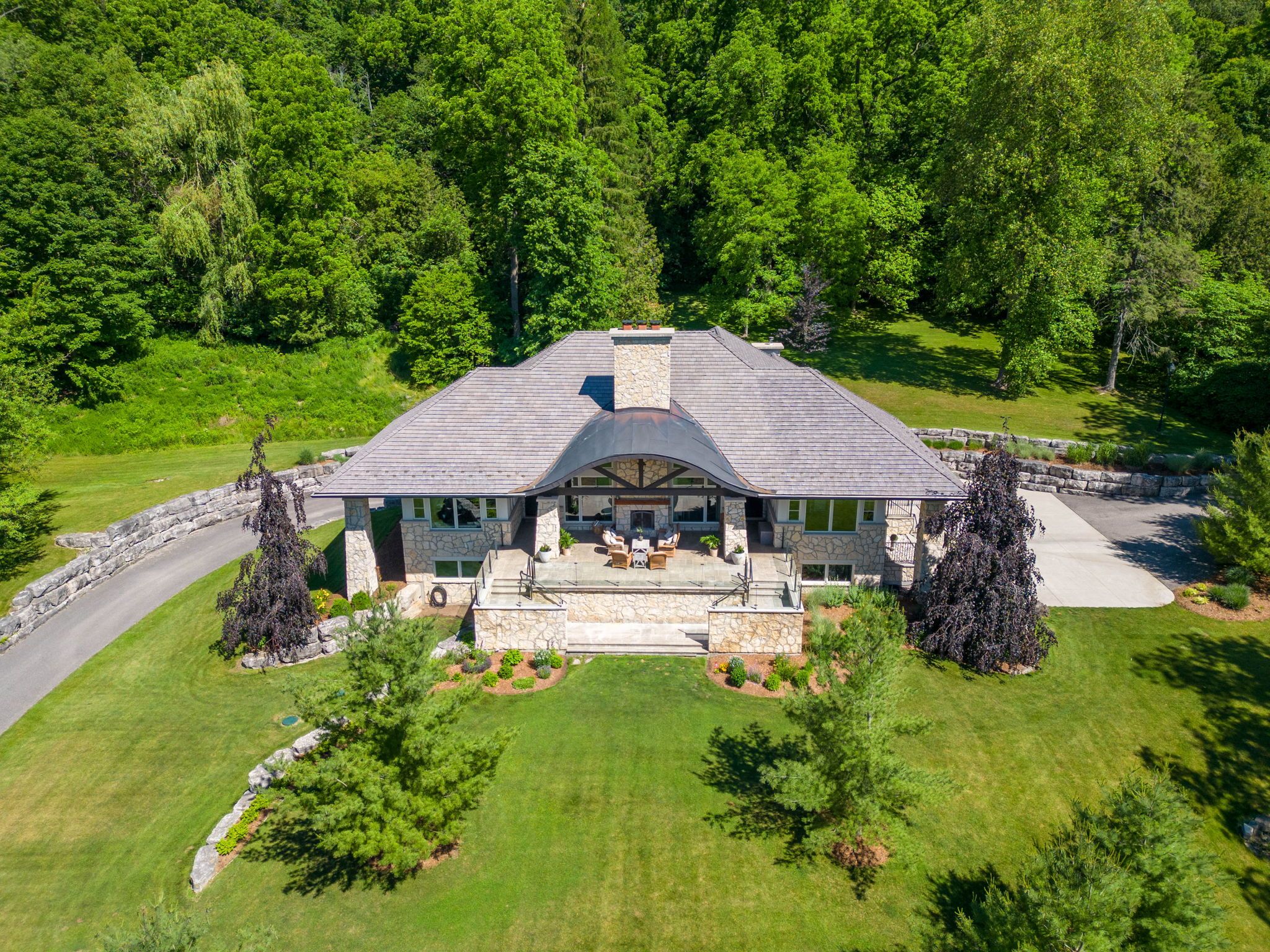 10955 Old River Road, Middlesex Centre, On N0l 1r0