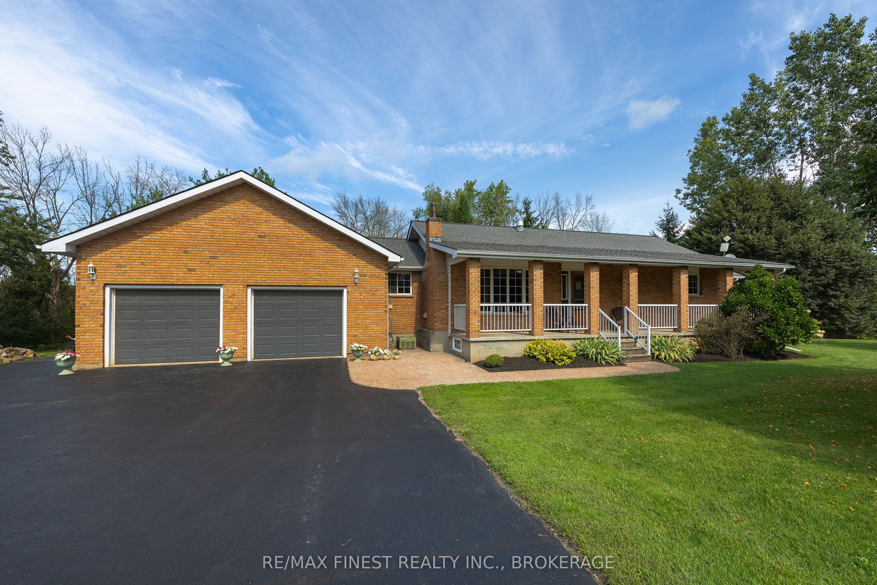 995 Bridge Street W, Greater Napanee, On K7r 3l1