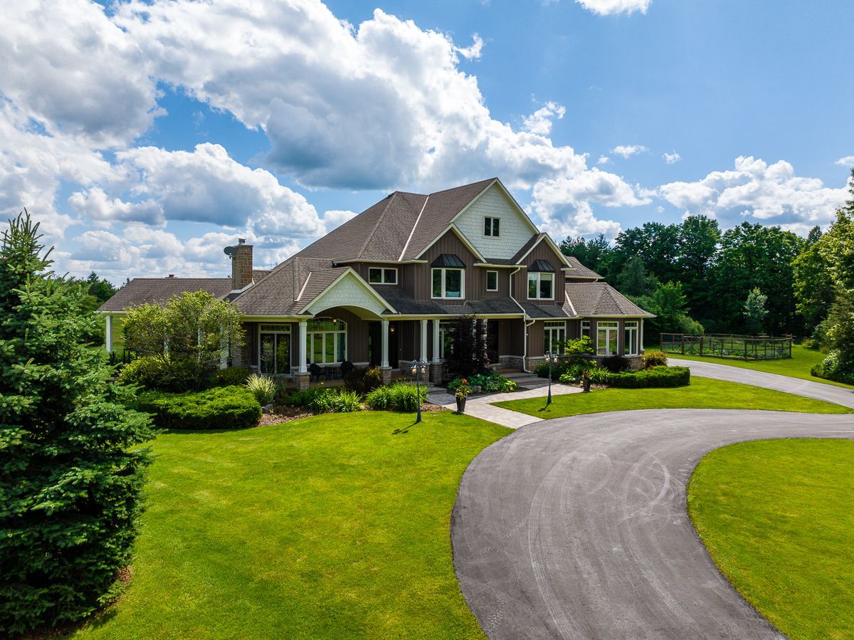 1532 6th Concession Road W, Hamilton, On N0b 1l0
