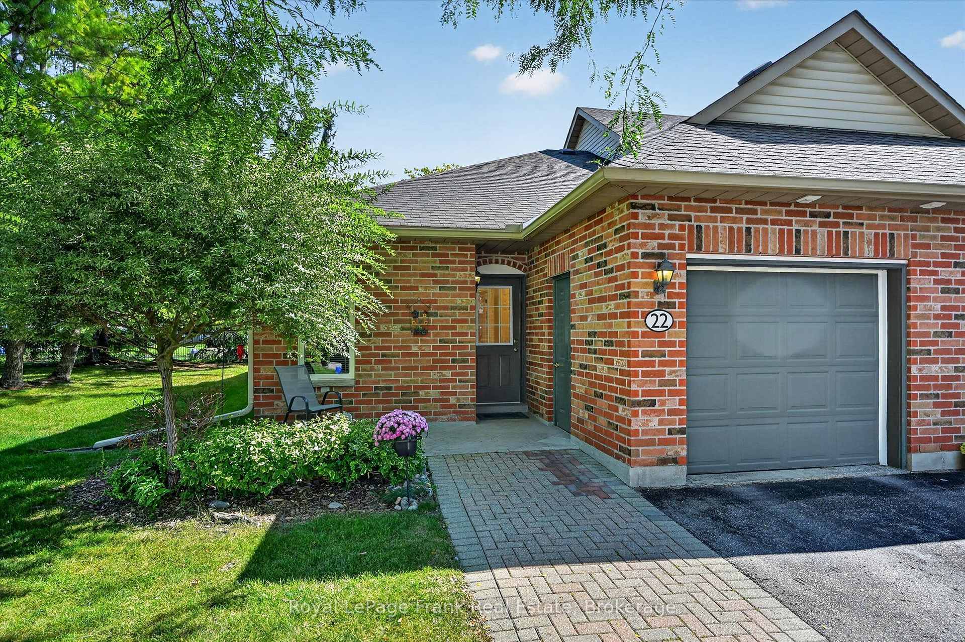 22 Charles Court, Selwyn, On K0l 2h0