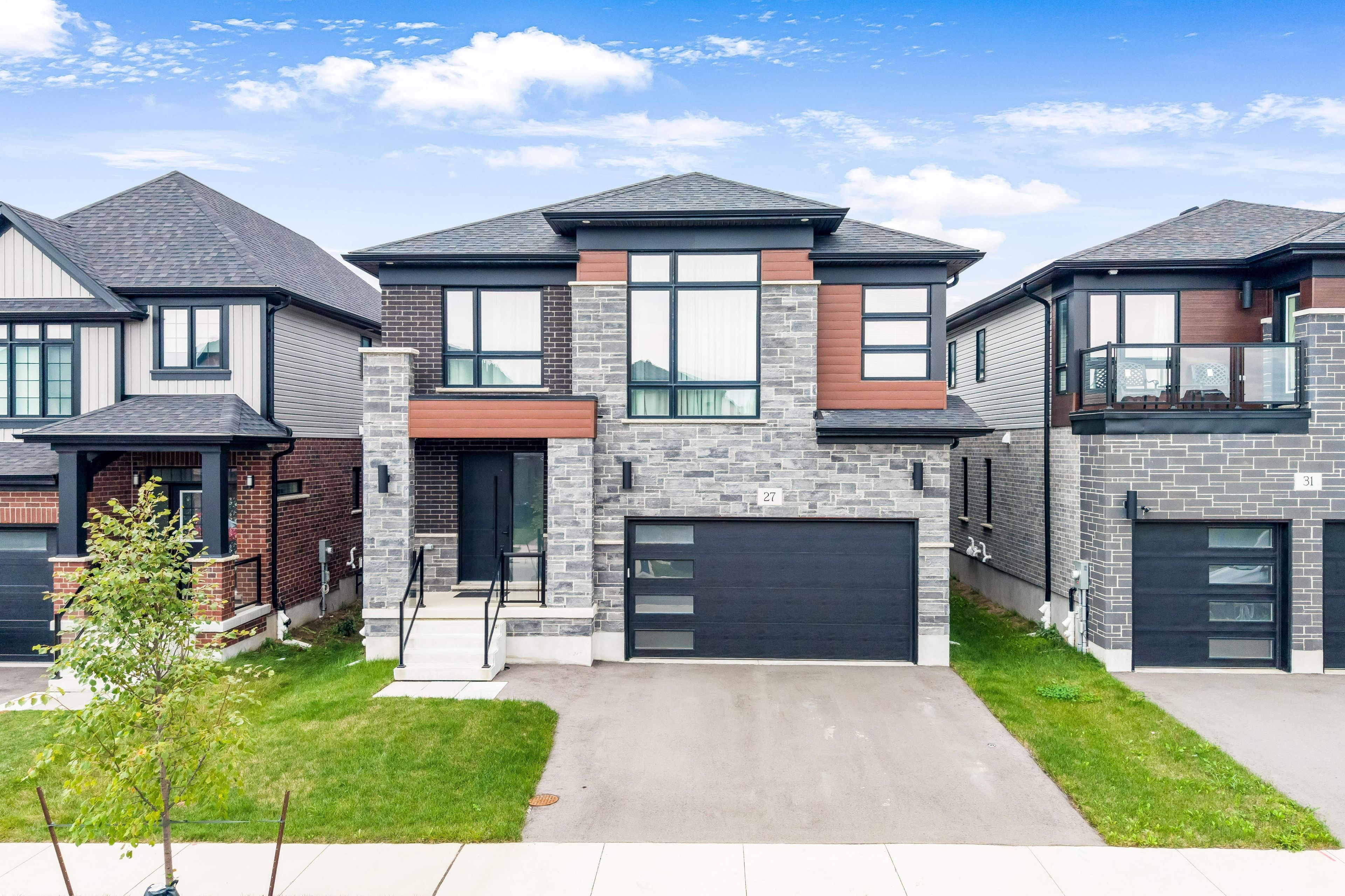 27 Jacob Detweiller Drive, Kitchener, On N2p 0k7