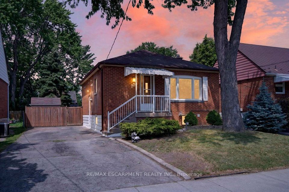 220 East 13th Street, Hamilton, On L9a 3z7