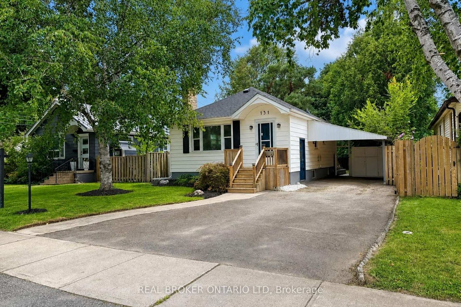 131 Bond Street, London South, On N6c 1w6