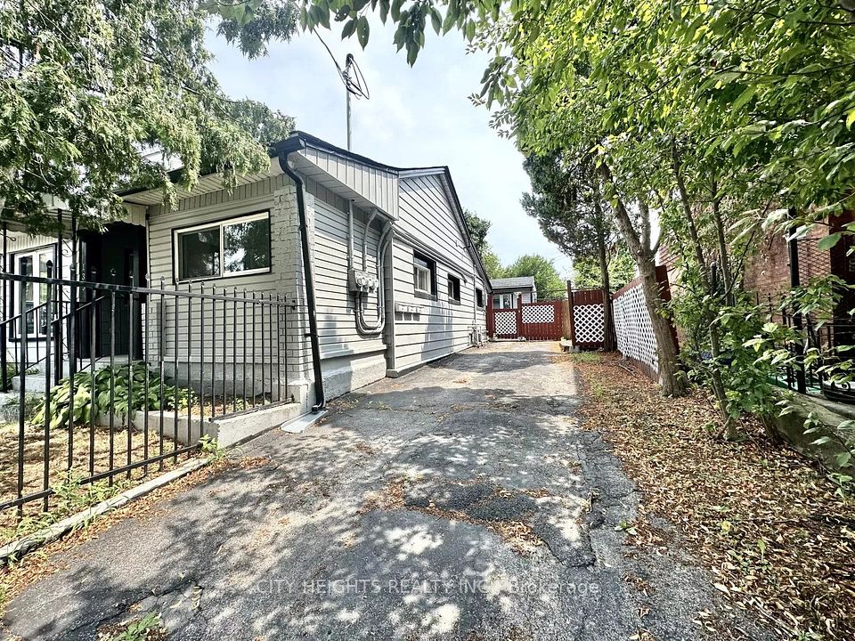 135 Charlotte Street 0, Brantford, On N3t 2x7