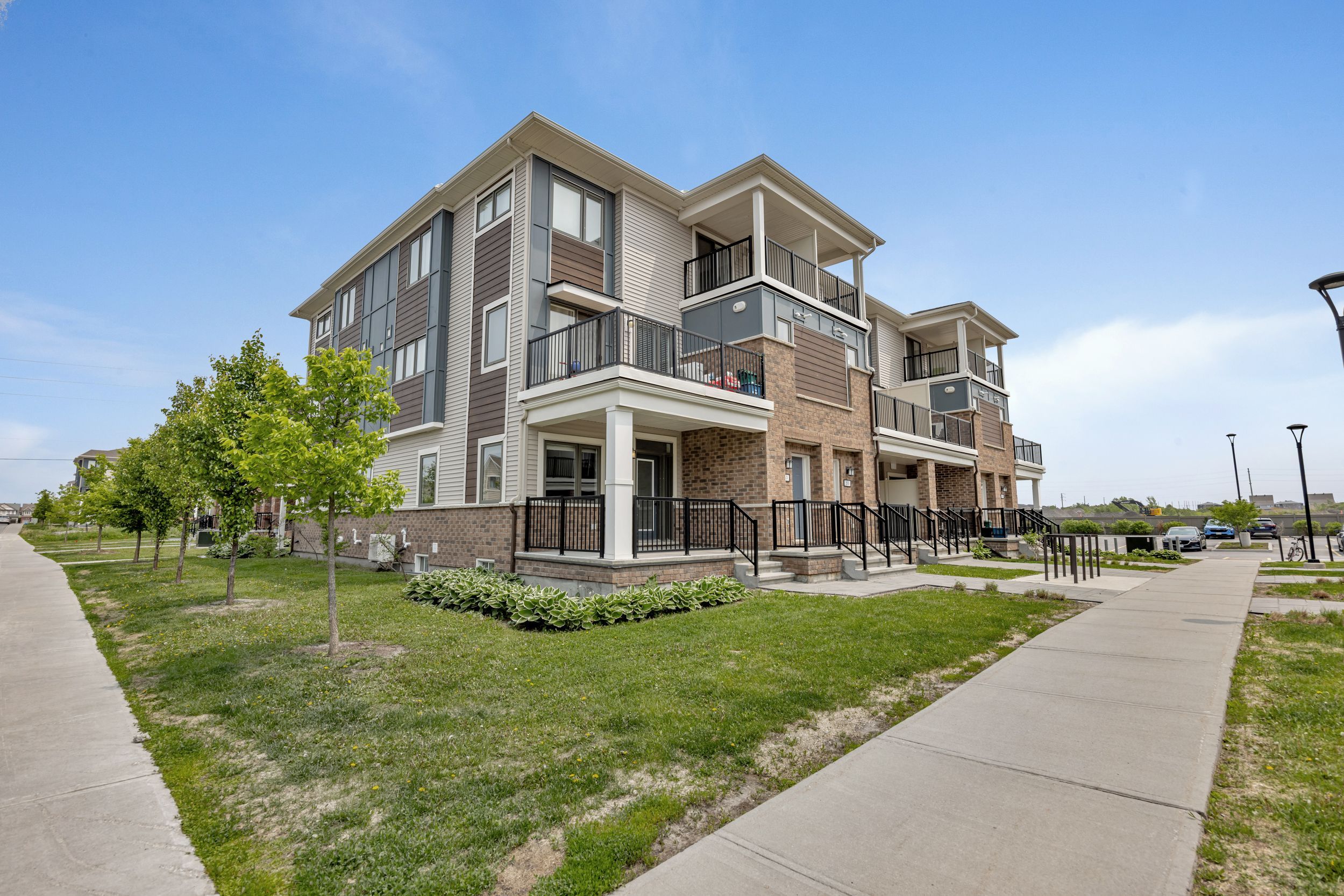 251 Zenith Private, Barrhaven, On K2j 6n3