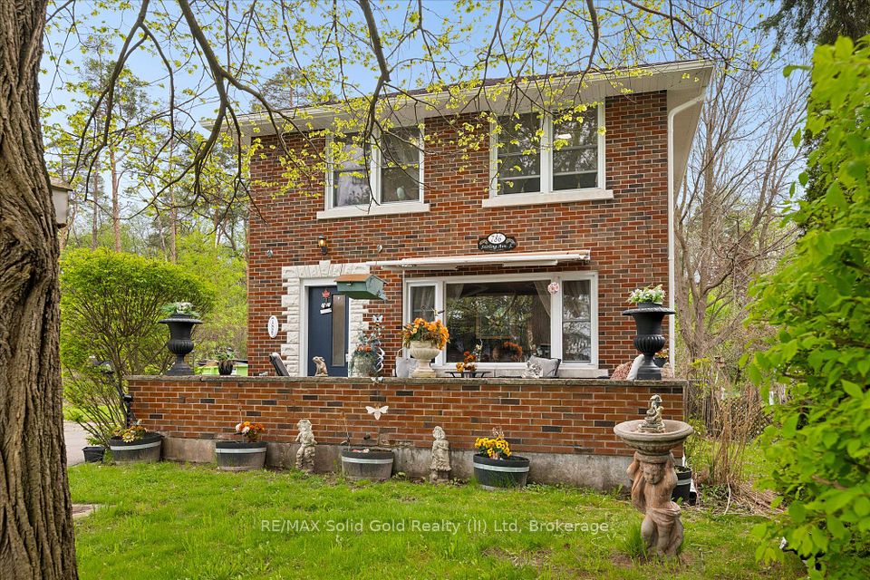 786 Stirling Avenue S, Kitchener, On N2m 3k3