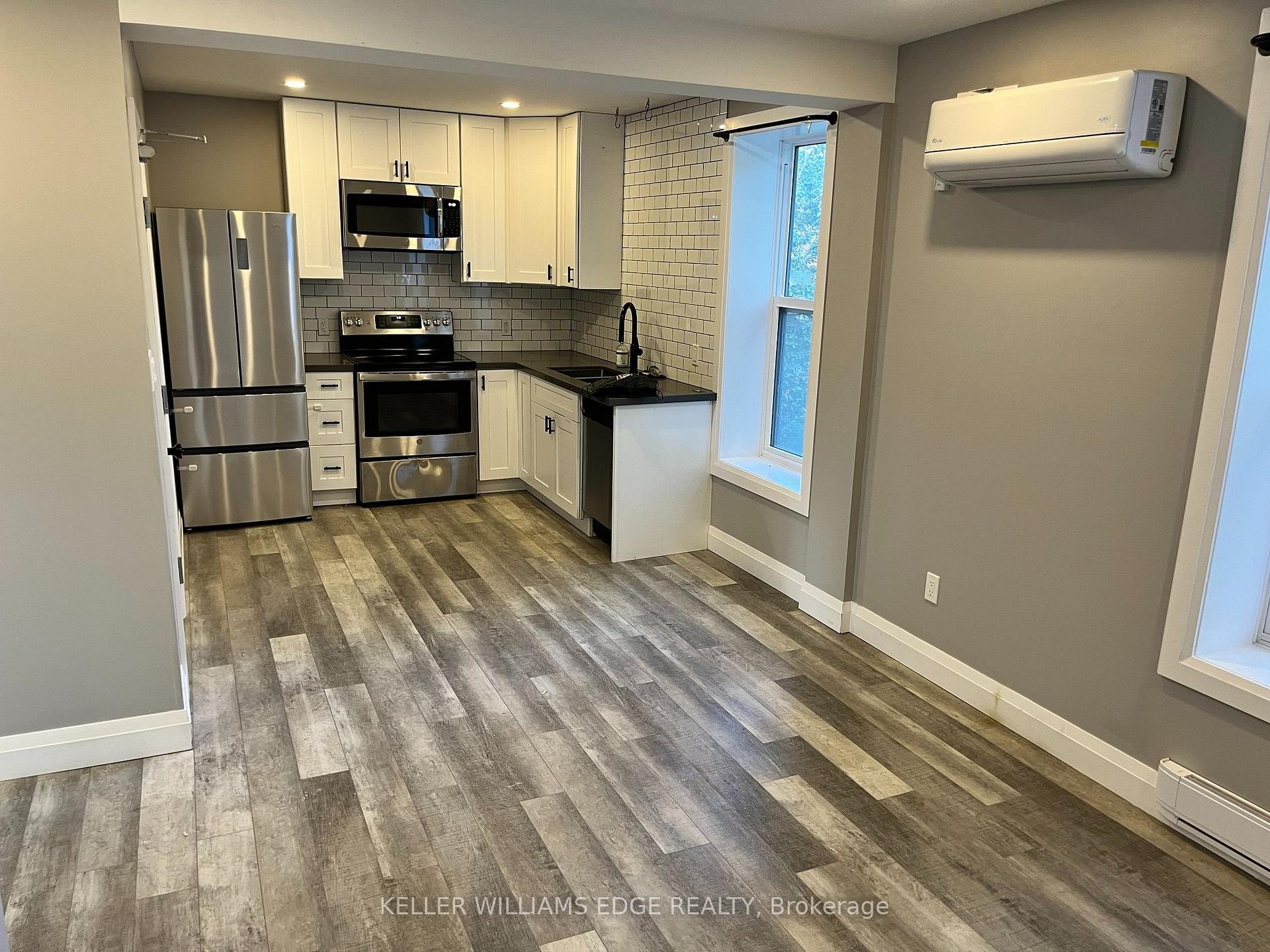 145 Burris Street 2, Hamilton, On L8m 2j7