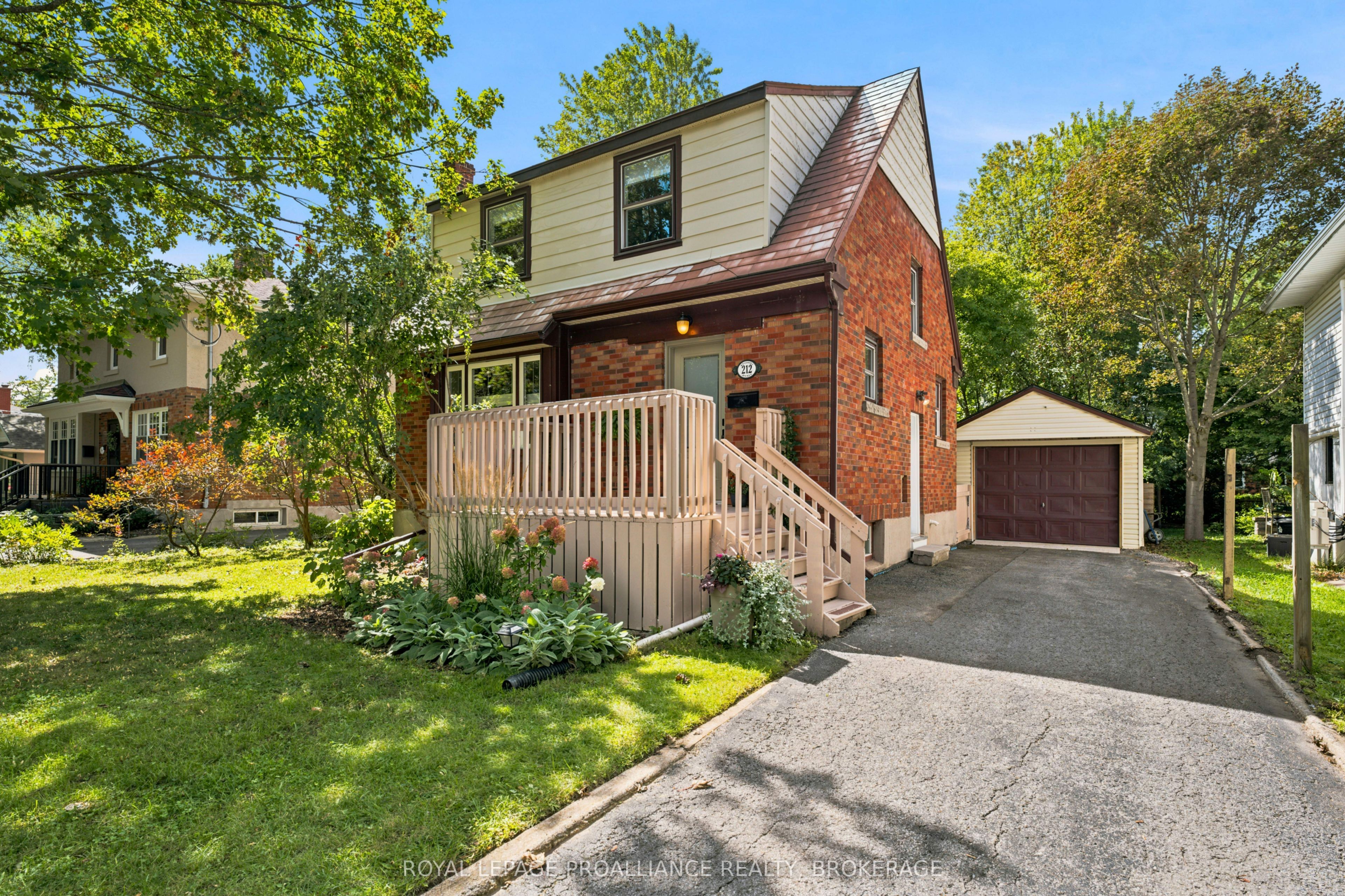 212 Westdale Avenue, Kingston, On K7l 4s5
