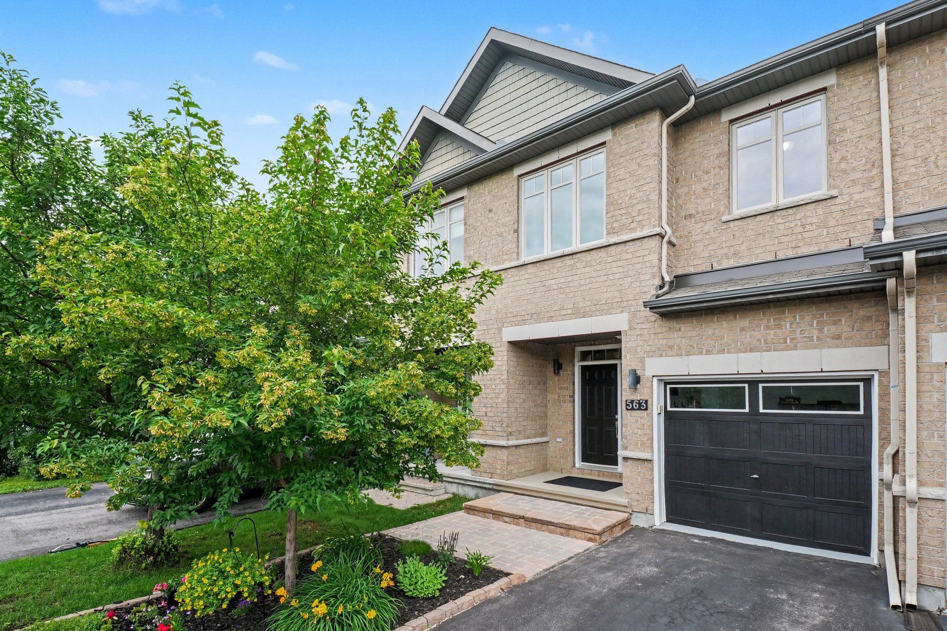 563 Remnor Avenue, Kanata, On K2t 0a5