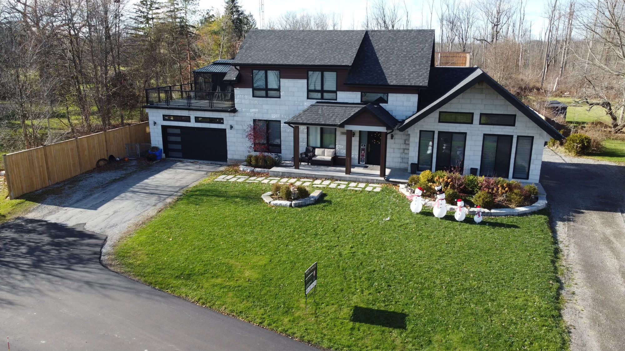 9785 Niagara River Parkway, Niagara Falls, On L2e 6s6