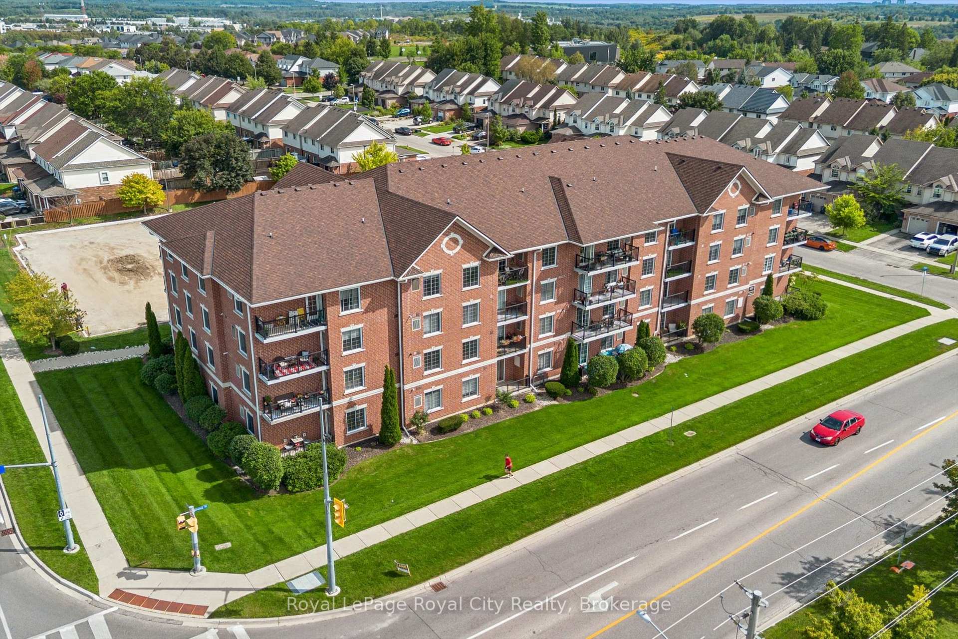 415 Grange Road 408, Guelph, On N1e 0c4