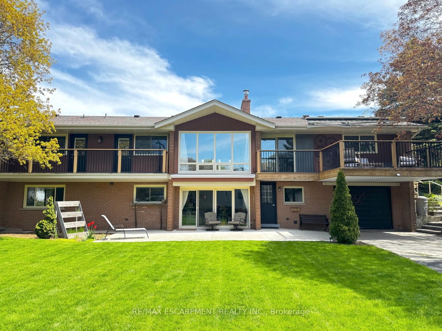 81 Thomson Drive, Hamilton, On L8b 0g5