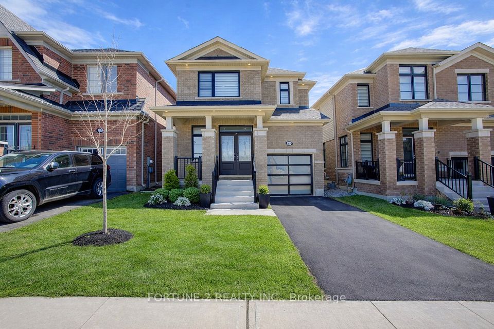 22 Dass Drive W, Centre Wellington, On N1m 0j2