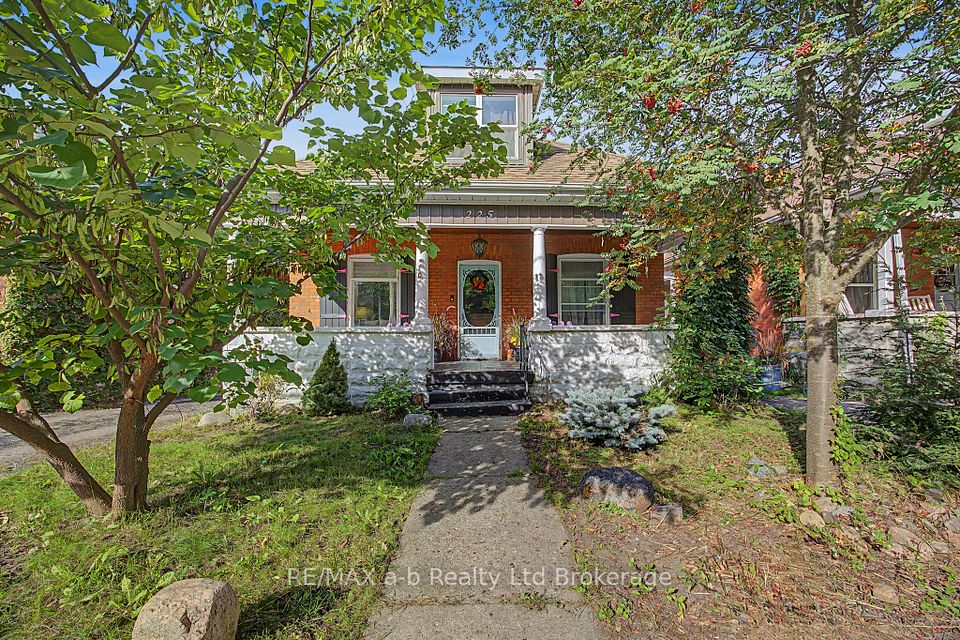 225 Graham Street, Woodstock, On N4s 6k6