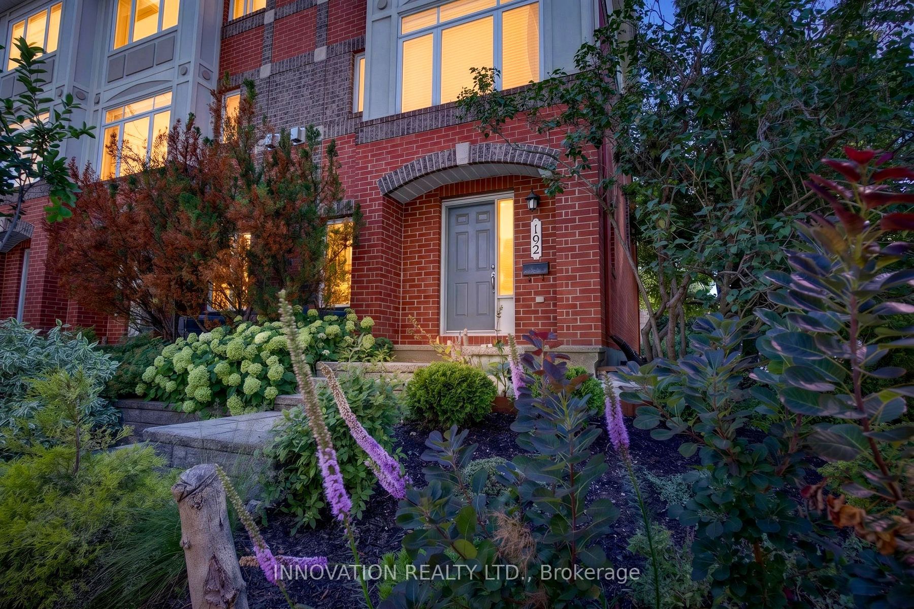 192 Clearview Avenue, Westboro - Hampton Park, On K1z 1b8