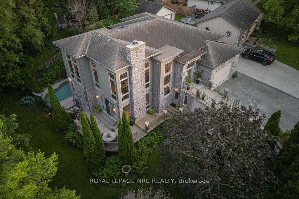 164a Lakeshore Road, St. Catharines, On L2n 2v1