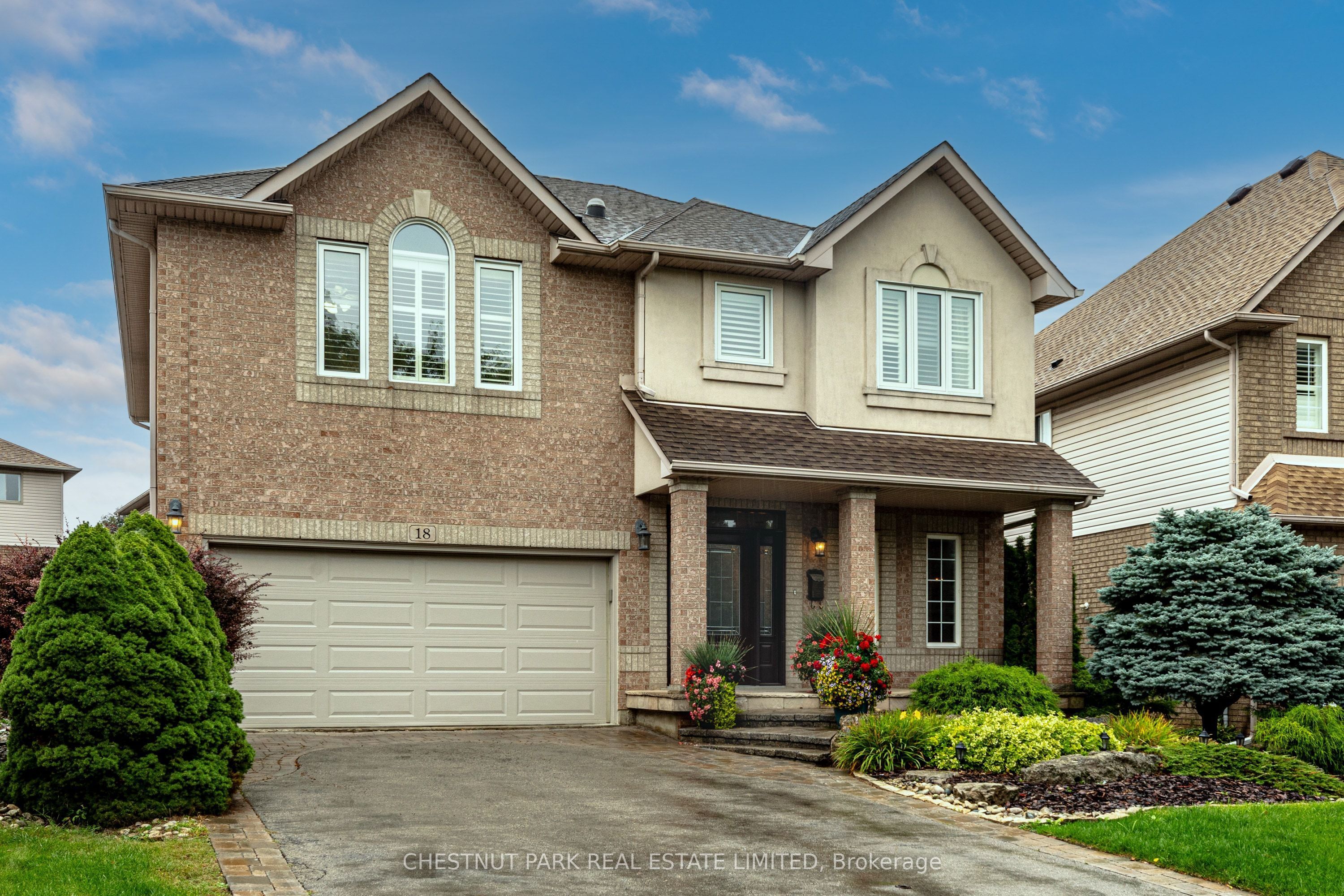 18 Pelham Drive, Hamilton, On L9k 1l4