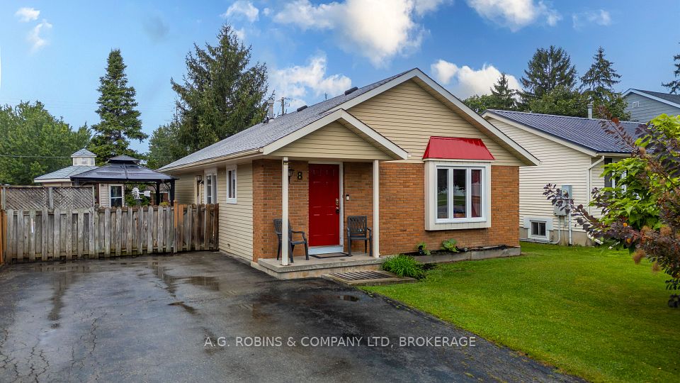 8 Abbott Lane, Haldimand, On N0a 1e0