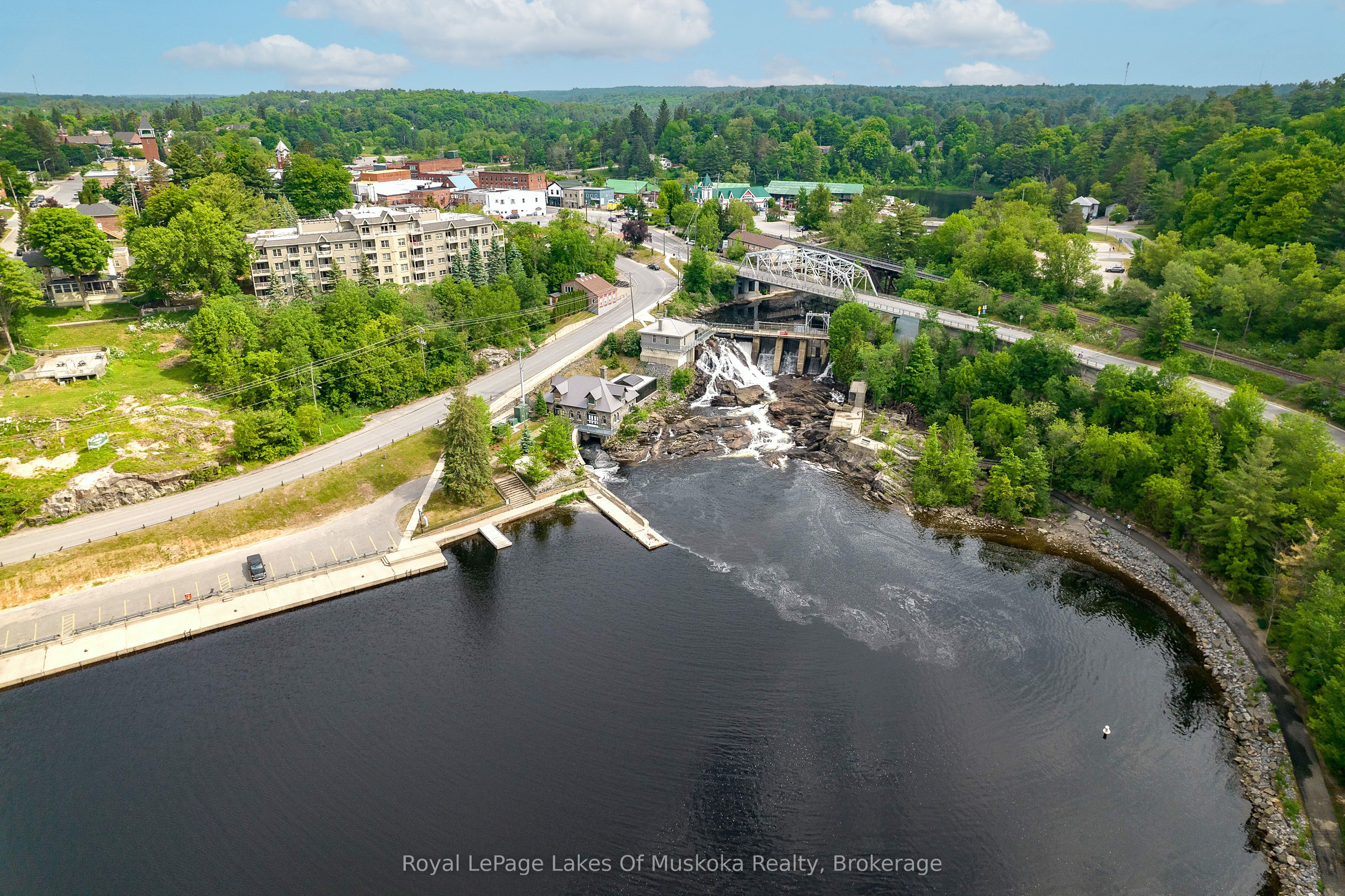 24 Ontario Street 403, Bracebridge, On P1l 2h5