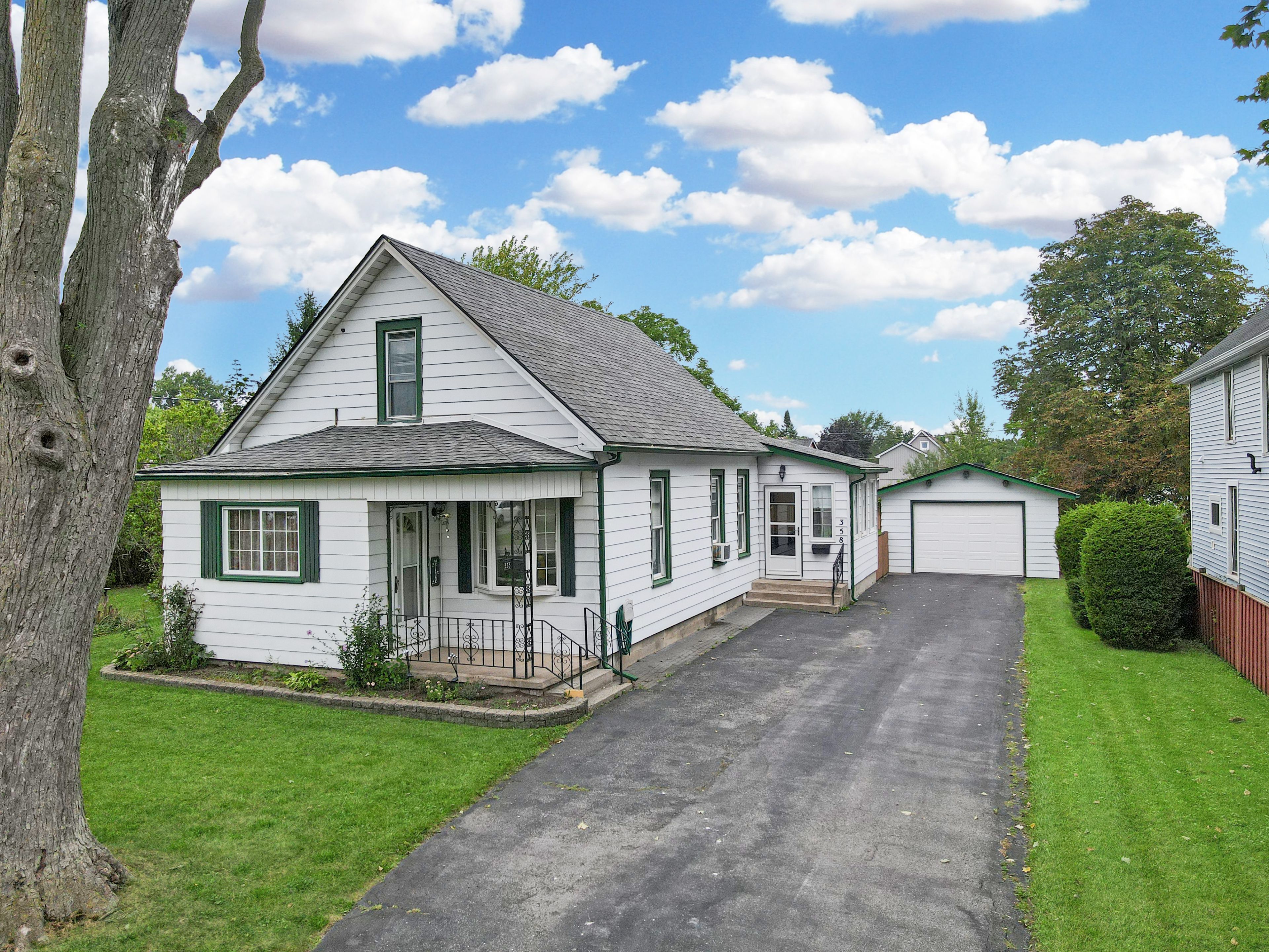 358 Phipps Street, Fort Erie, On L2a 2v8