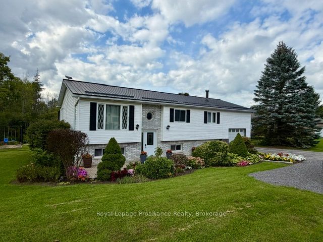 13 Forester Drive, Quinte West, On K0k 2c0