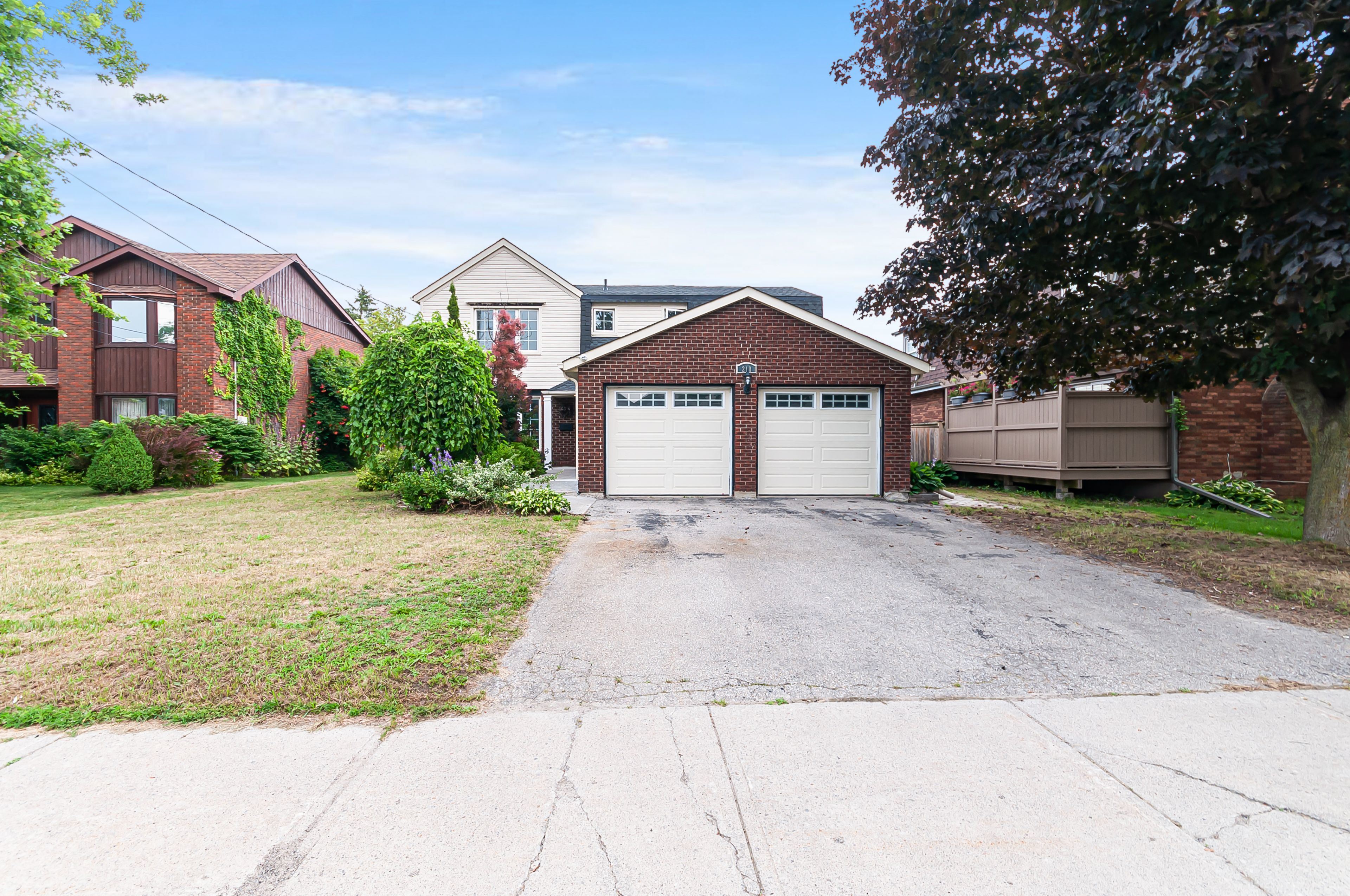 218 Angeline Street N, Kawartha Lakes, On K9v 5e9