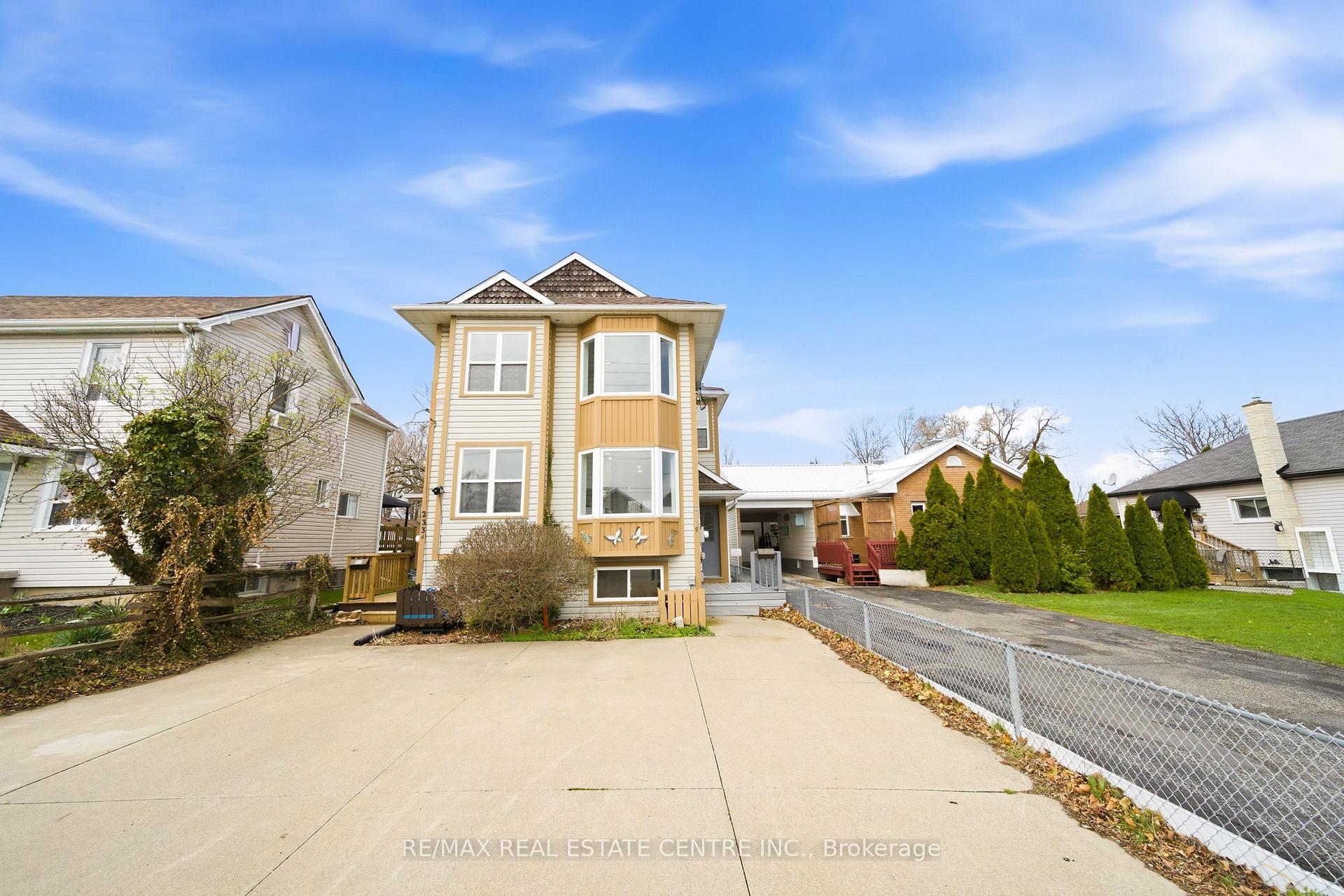 233b Vine Street, St. Catharines, On L2m 4s9