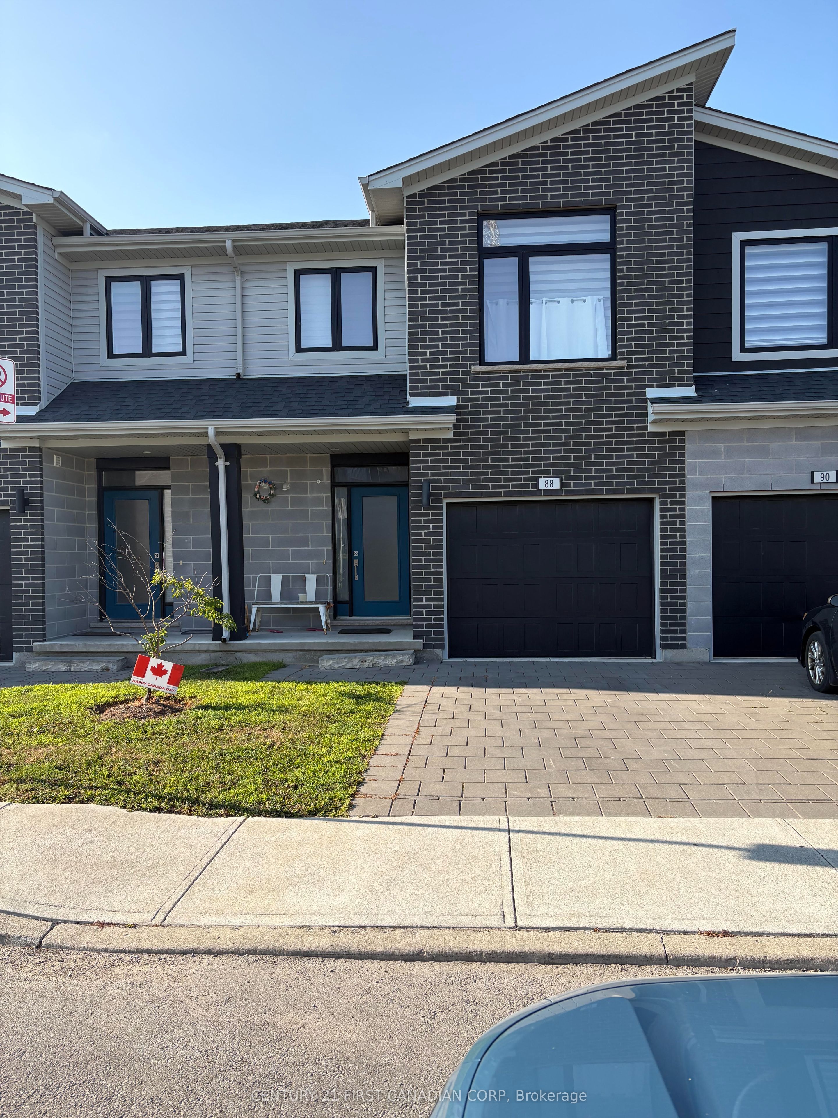 177 Edgevalley Road 88- Upper Levels, London East, On N5v 0c5