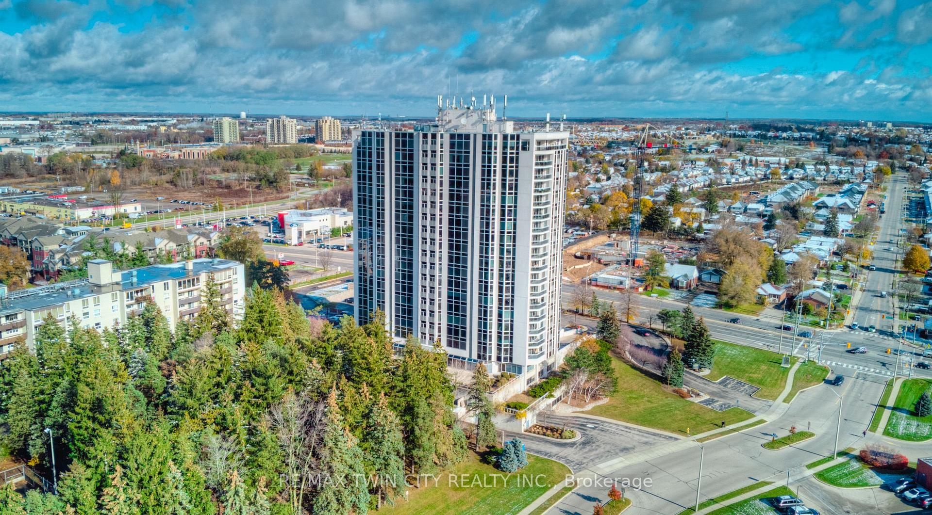 190 Hespeler Road 905, Cambridge, On N1r 8b8