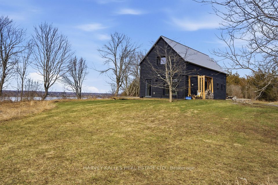2175 County Road 7, Prince Edward County, On K0k 2t0