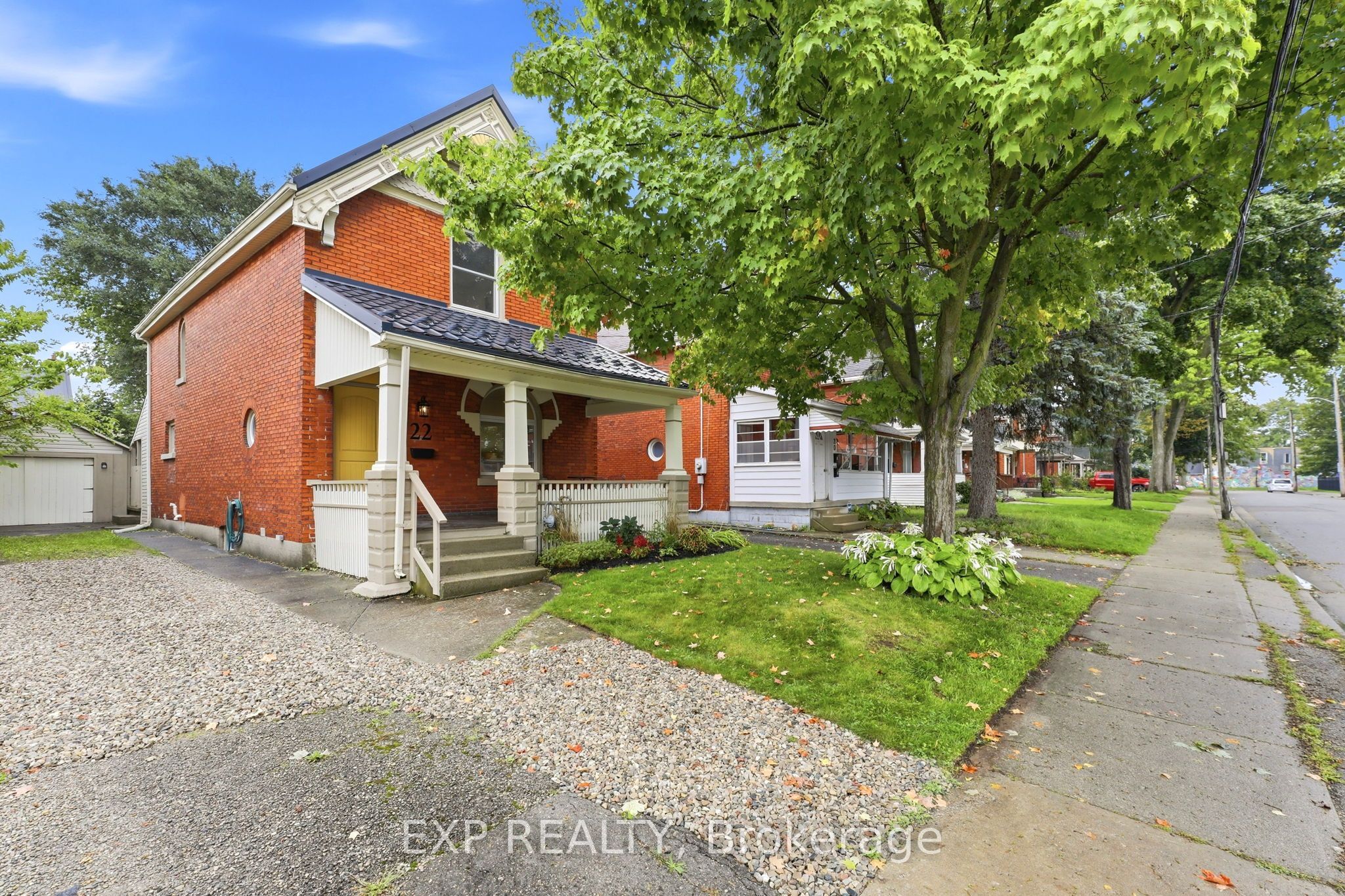 22 Hyatt Avenue, London East, On N5z 1y5