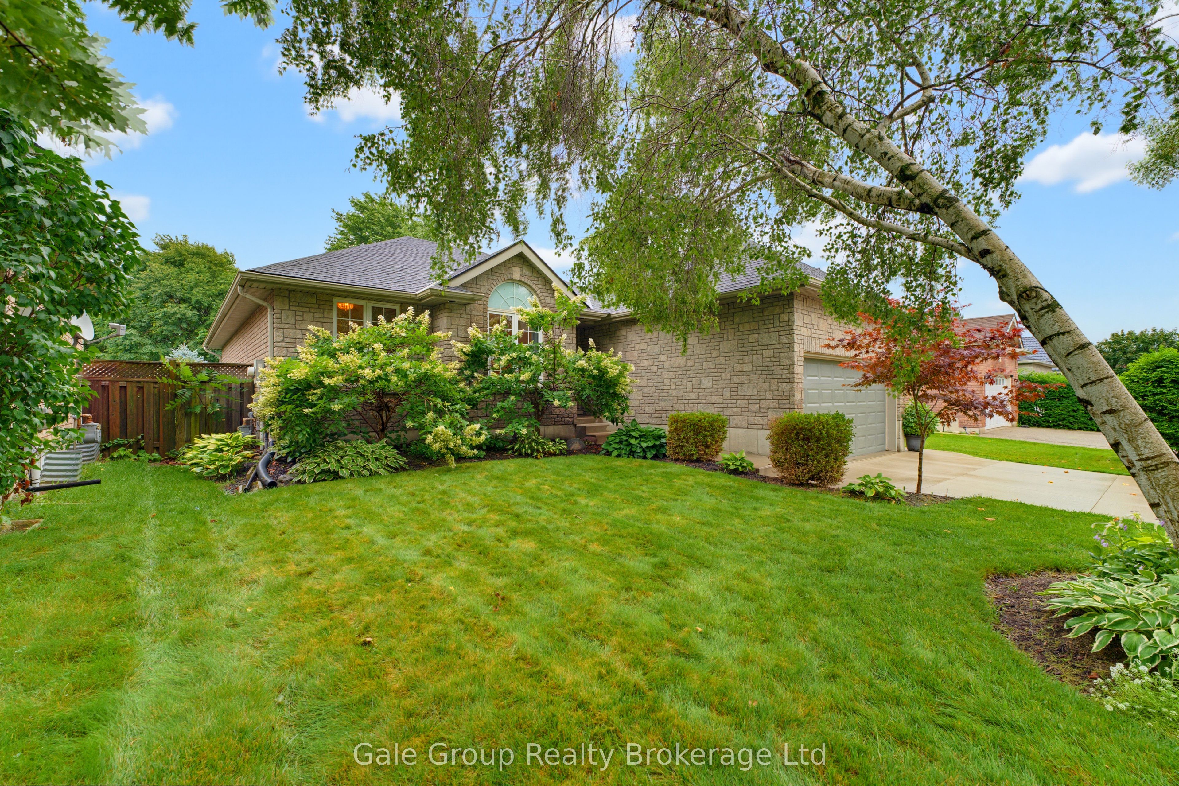 471 Ontario Street, Woodstock, On N4v 1g7