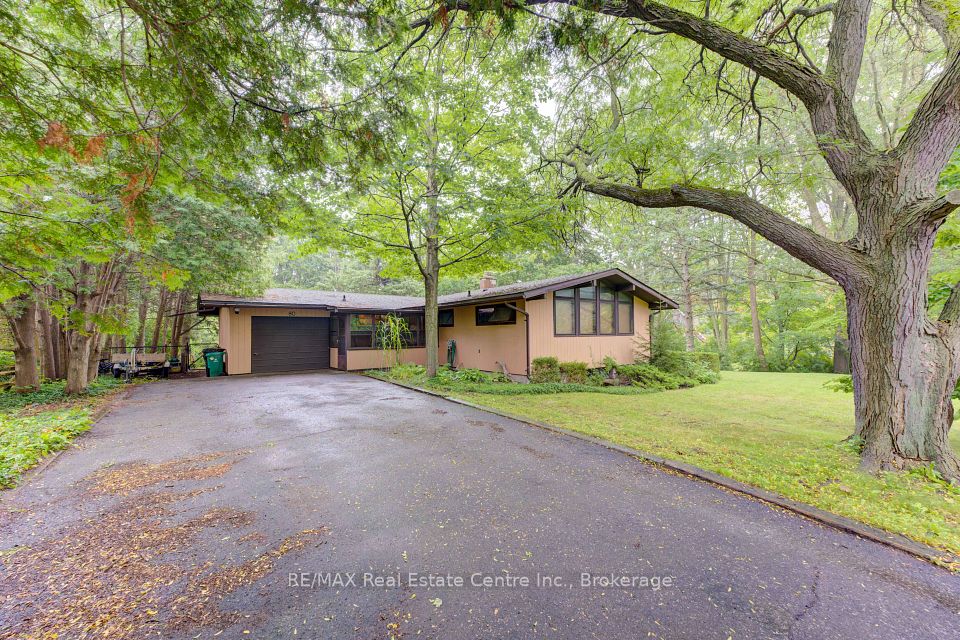 80 Chapel Hill Drive, Kitchener, On N2r 1n2