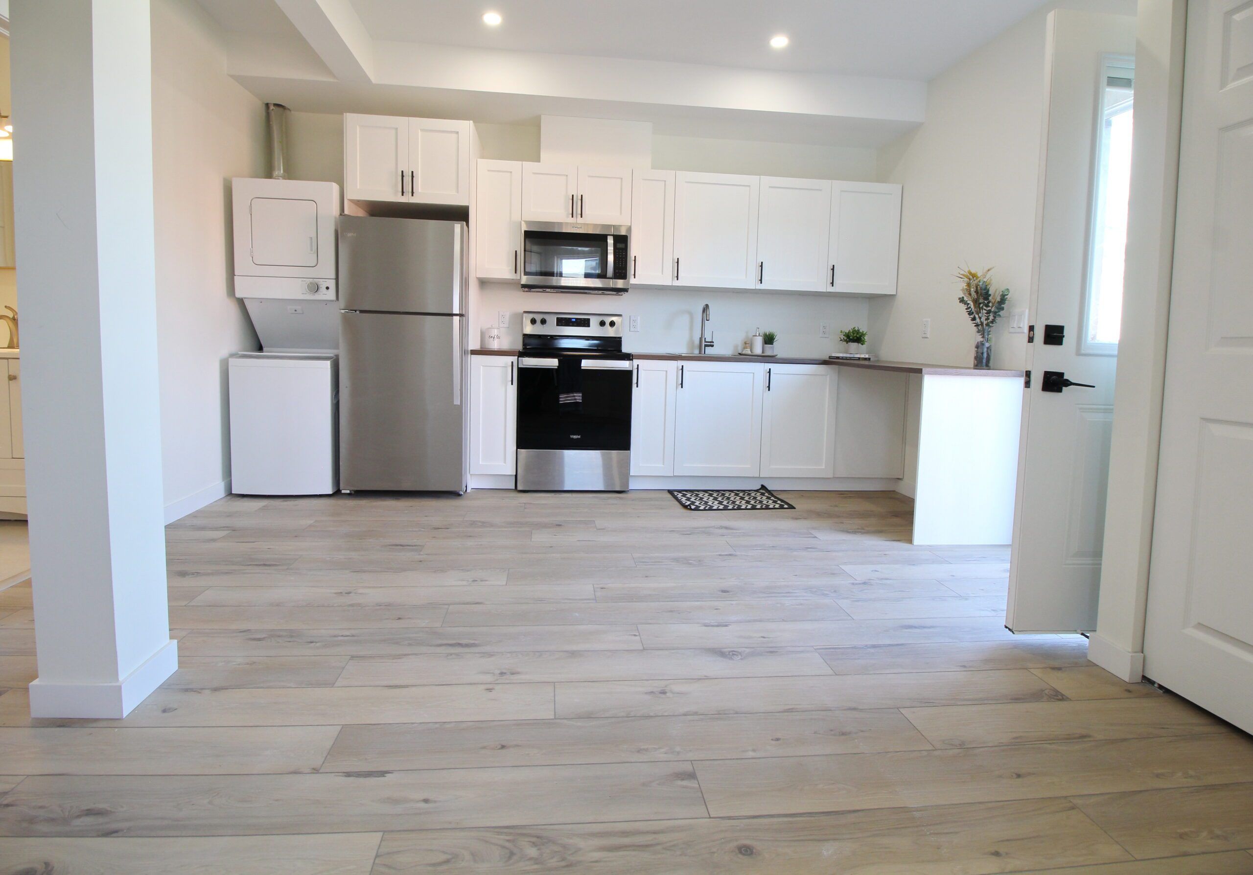 2 Talbot Street S Unit 7, Essex, On N8m 1a7