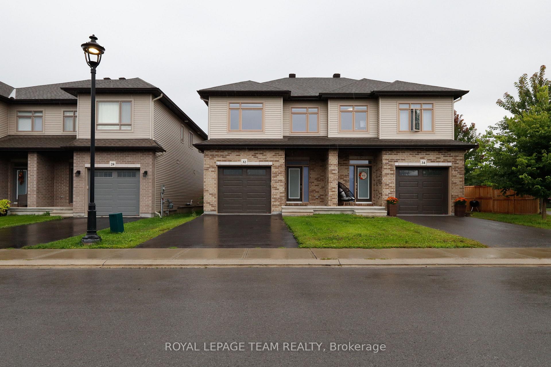 32 Berryman Street, Carleton Place, On K7c 0h5