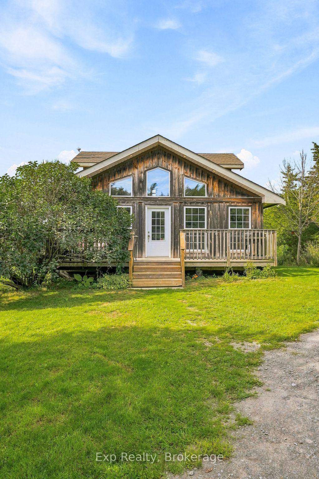 1358 County Road 24 Road, Prince Edward County, On K0k 2p0