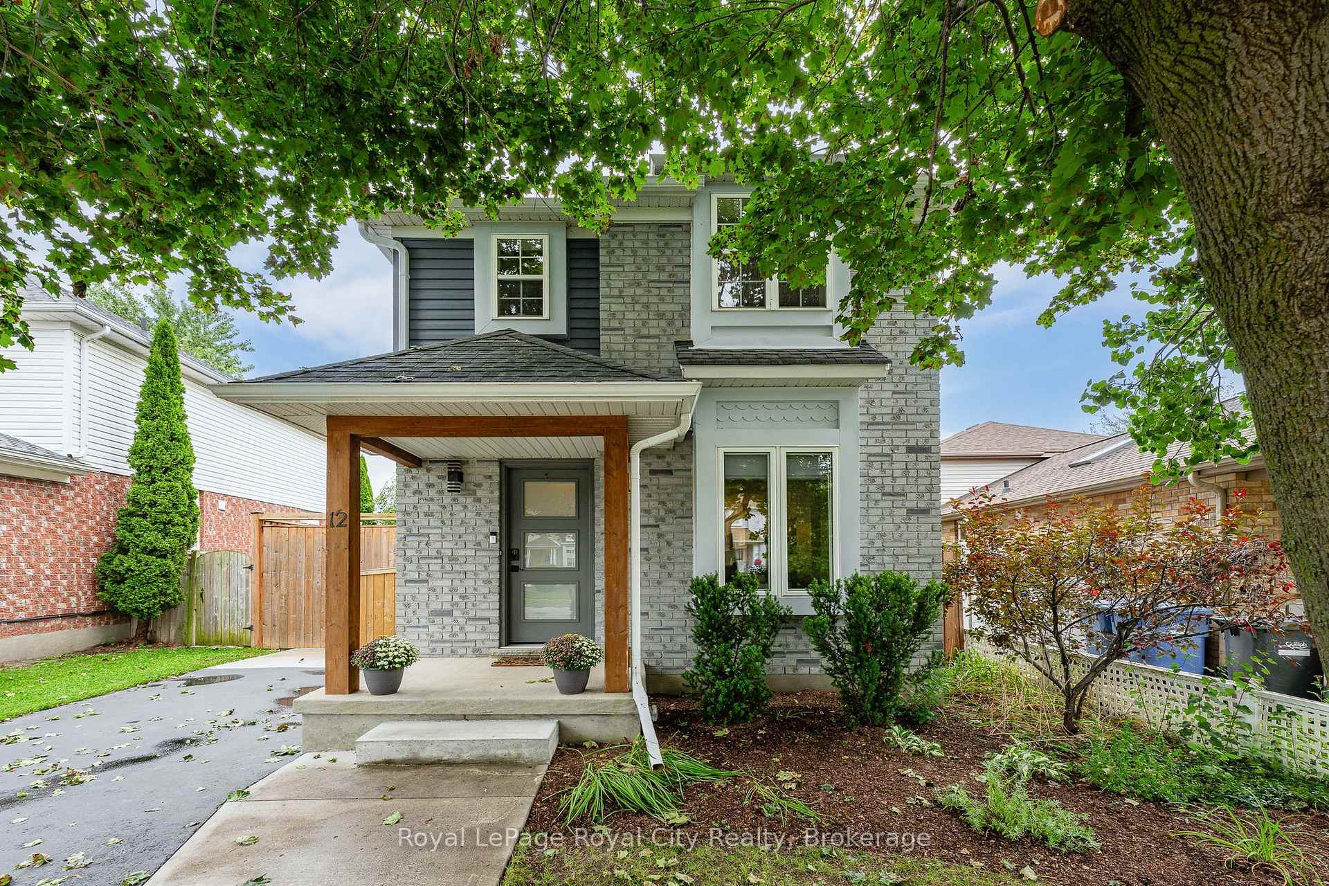 12 Southcreek Trail, Guelph, On N1g 4y8