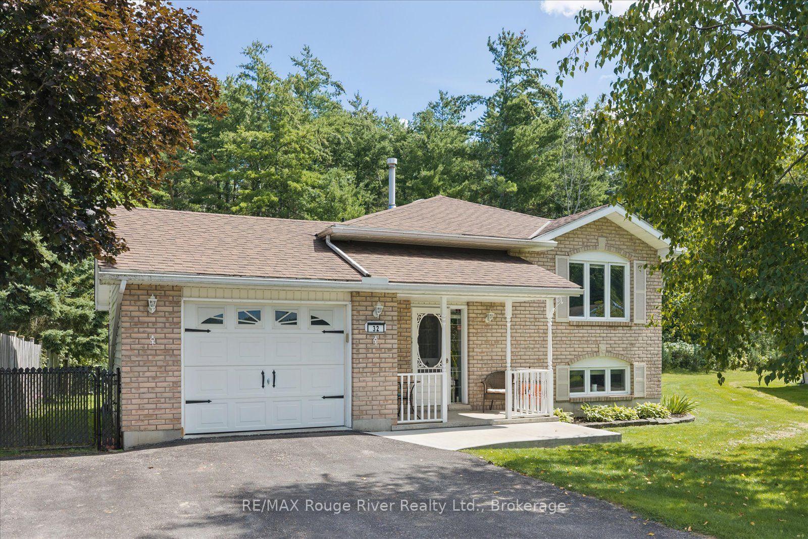 32 South Maloney Street, Marmora And Lake, On K0k 2m0