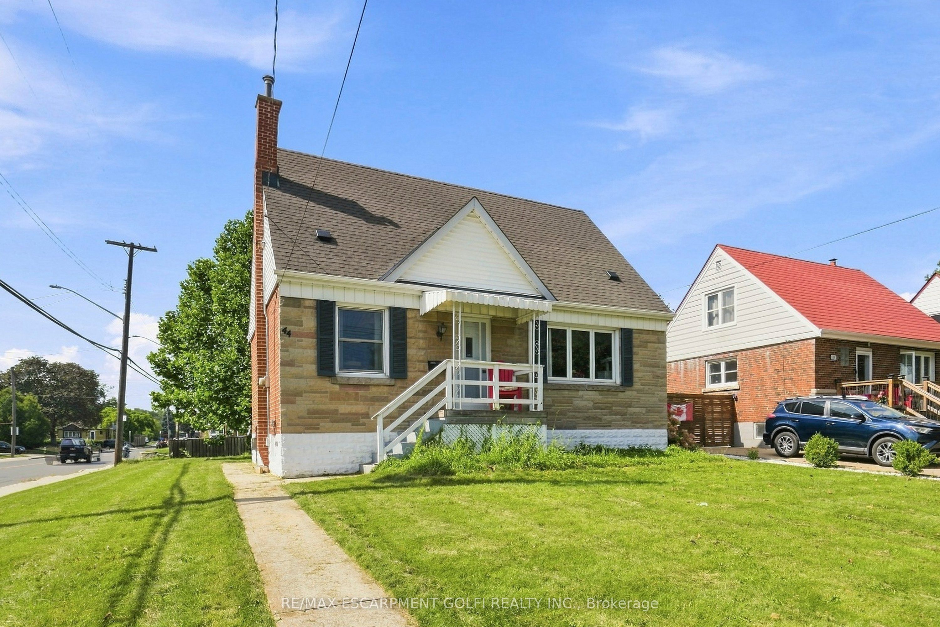 44 Green Meadow Road, Hamilton, On L8t 3j5