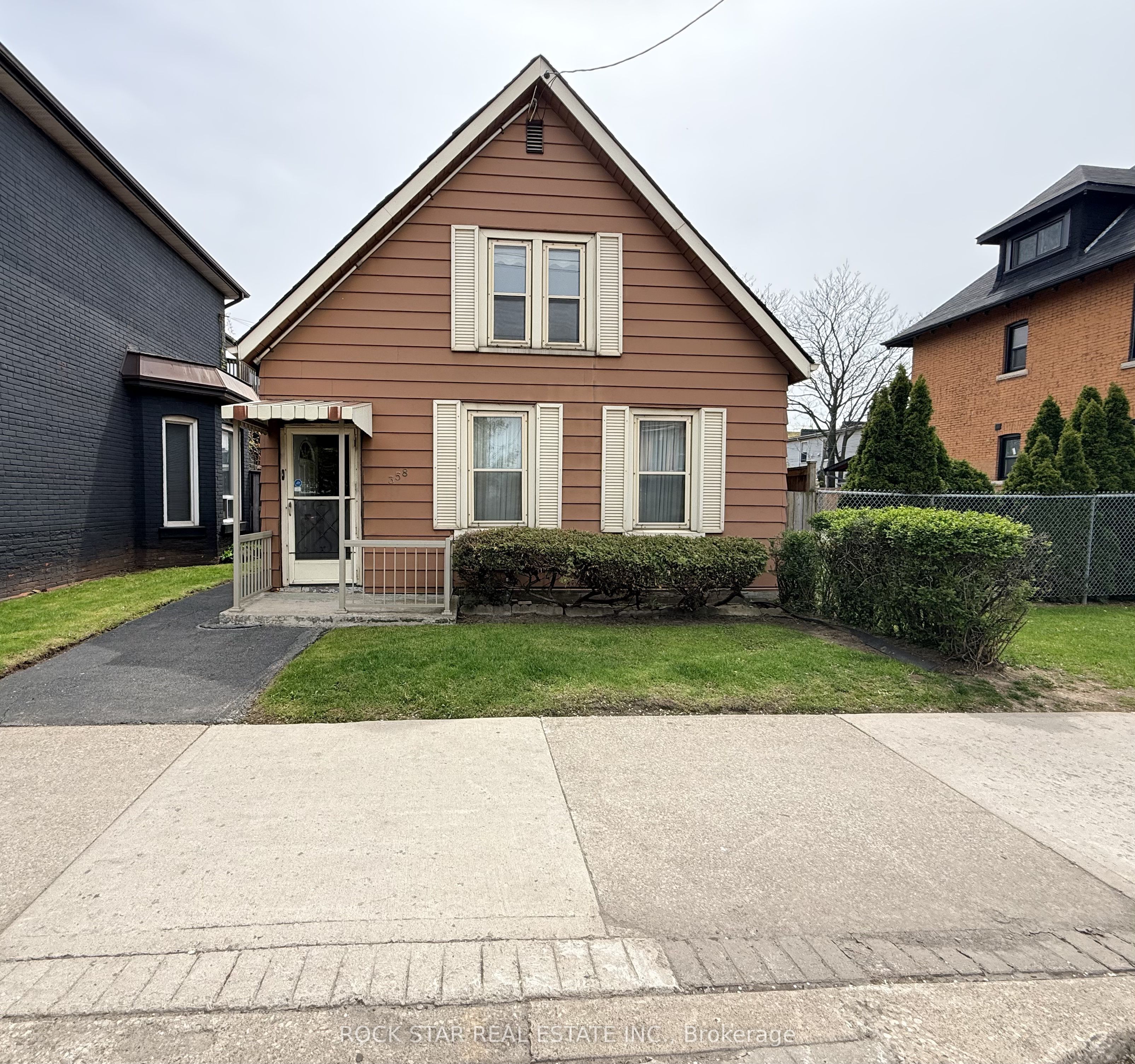 358 Barton Street E, Hamilton, On L8l 2x9