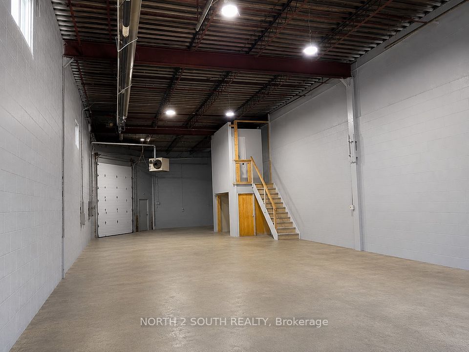 200 Arvin Avenue 196c, Hamilton, On L8e 2l8